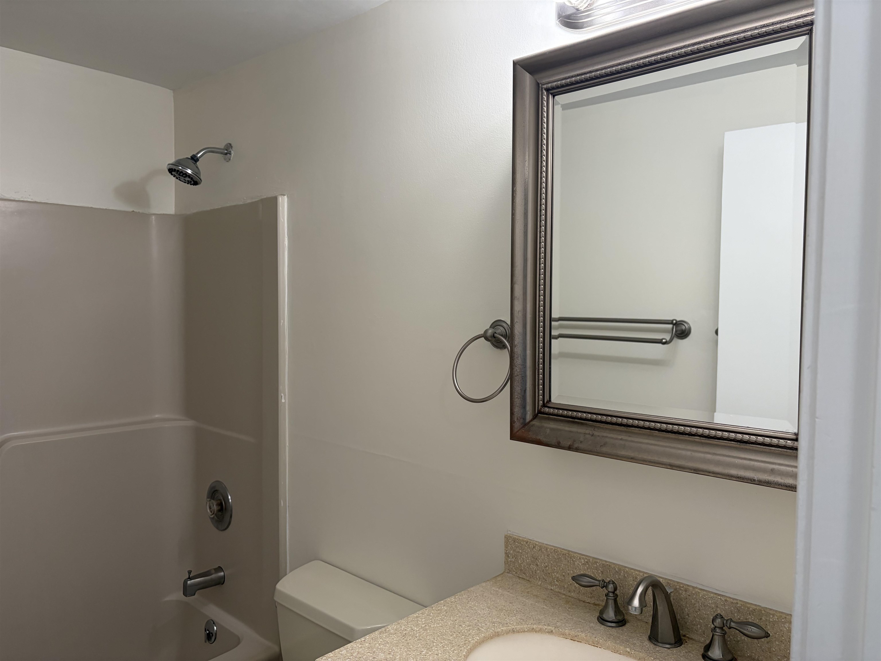 2108 White Cedar Boulevard Property Photo 8