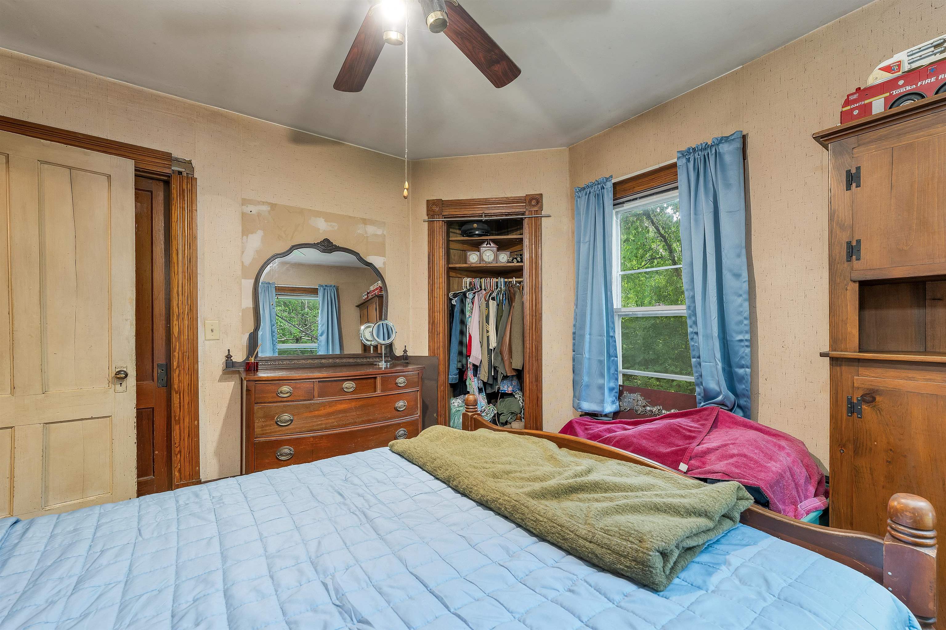 169 Old Town Road Property Photo 16