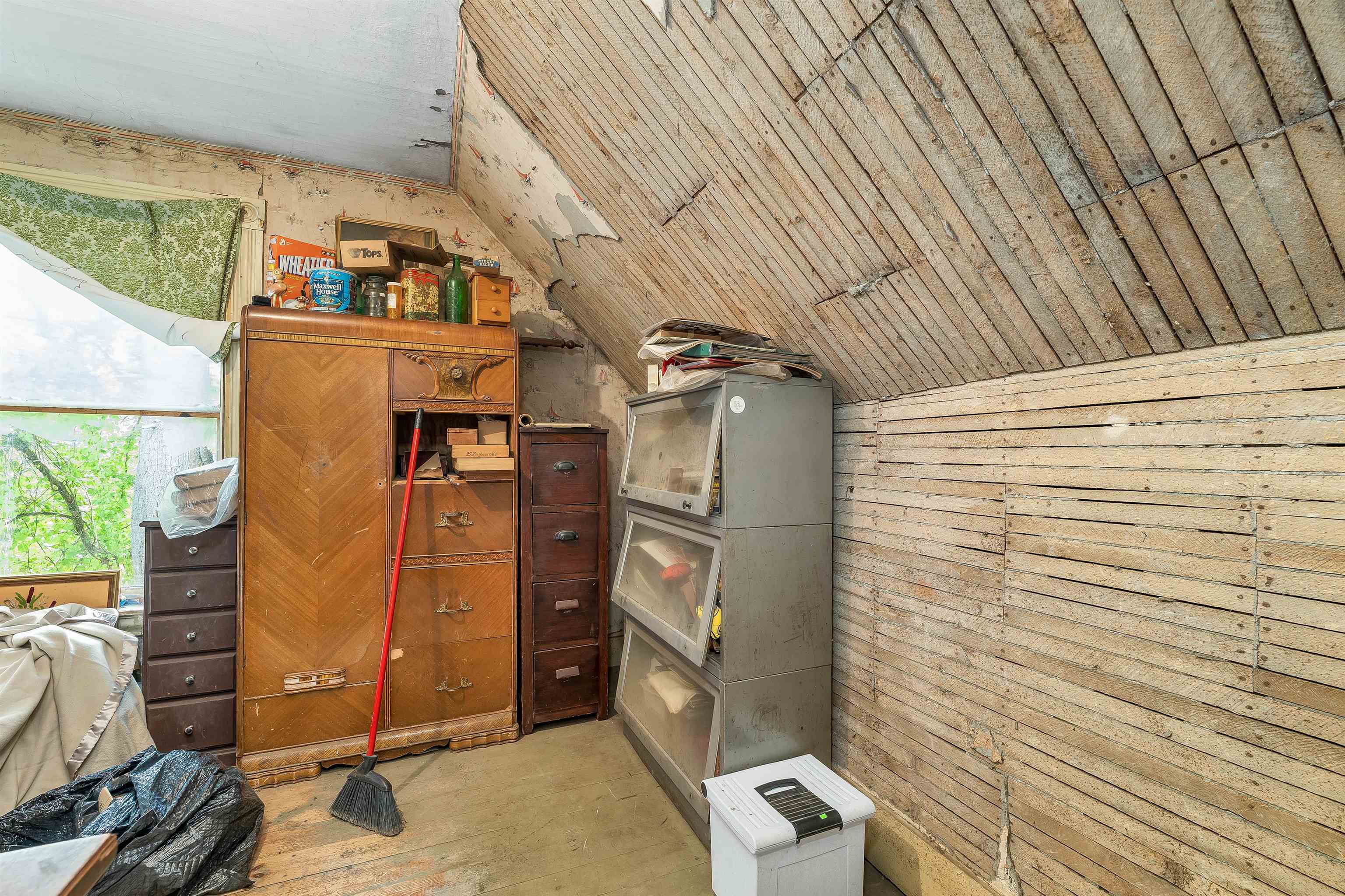 169 Old Town Road Property Photo 25