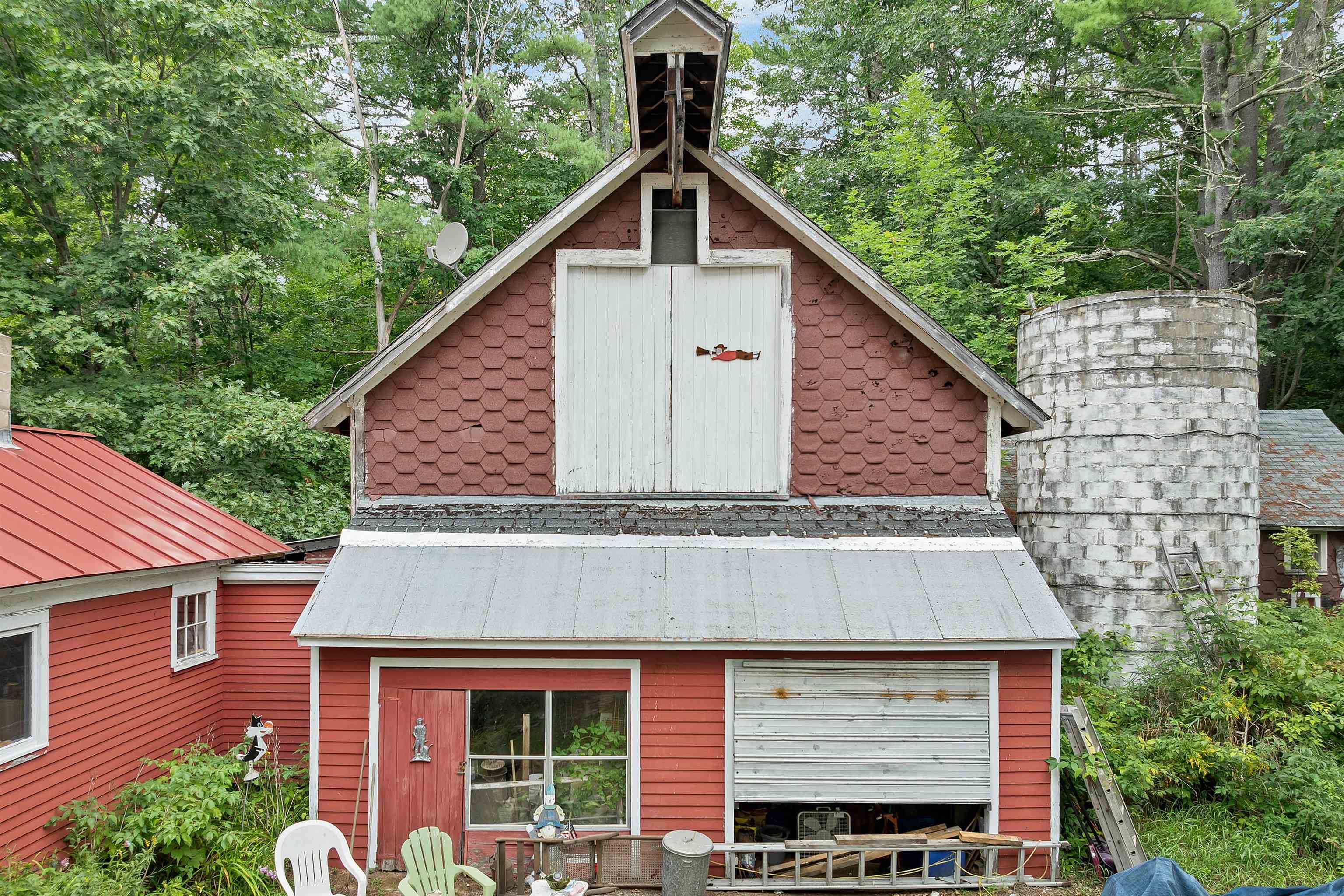 169 Old Town Road Property Photo 44