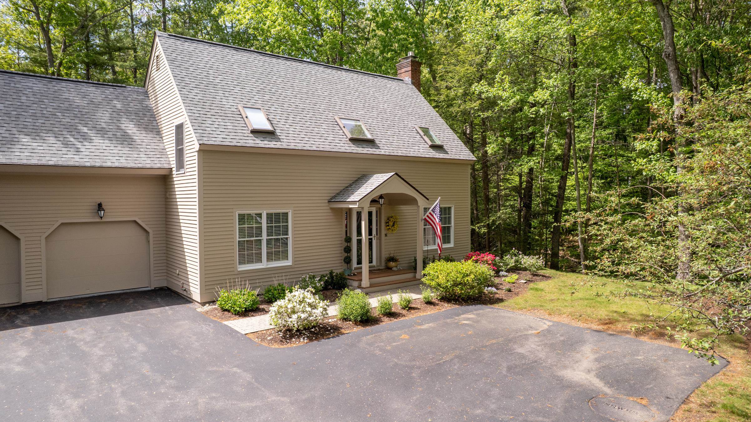 59 Stratham Road Property Photo 6