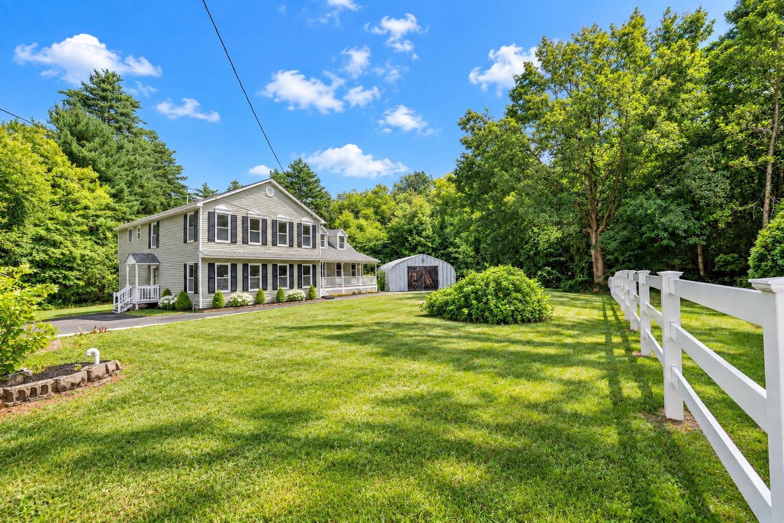 33 Baboosic Lake Road Property Photo 2