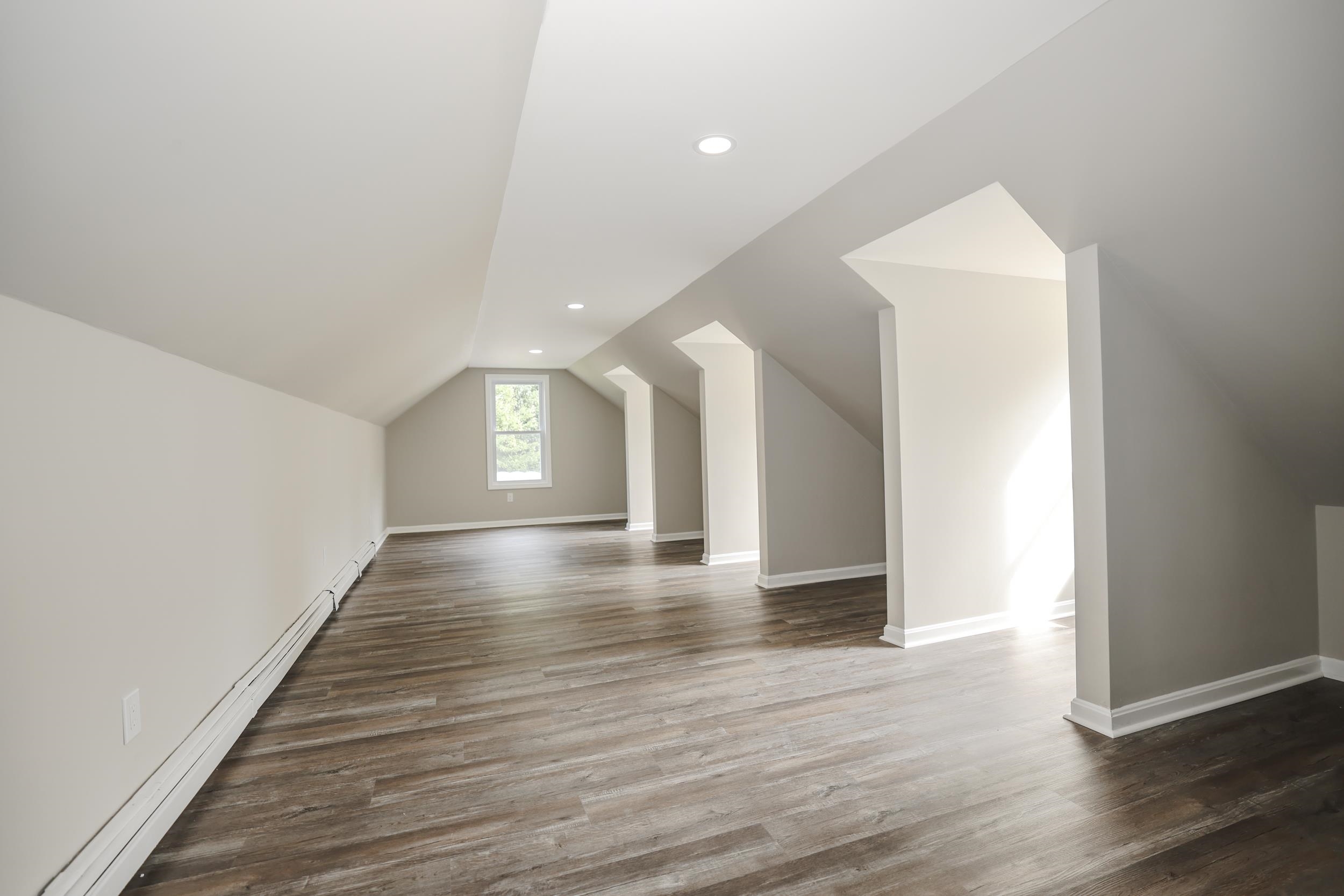 33 Baboosic Lake Road Property Photo 24