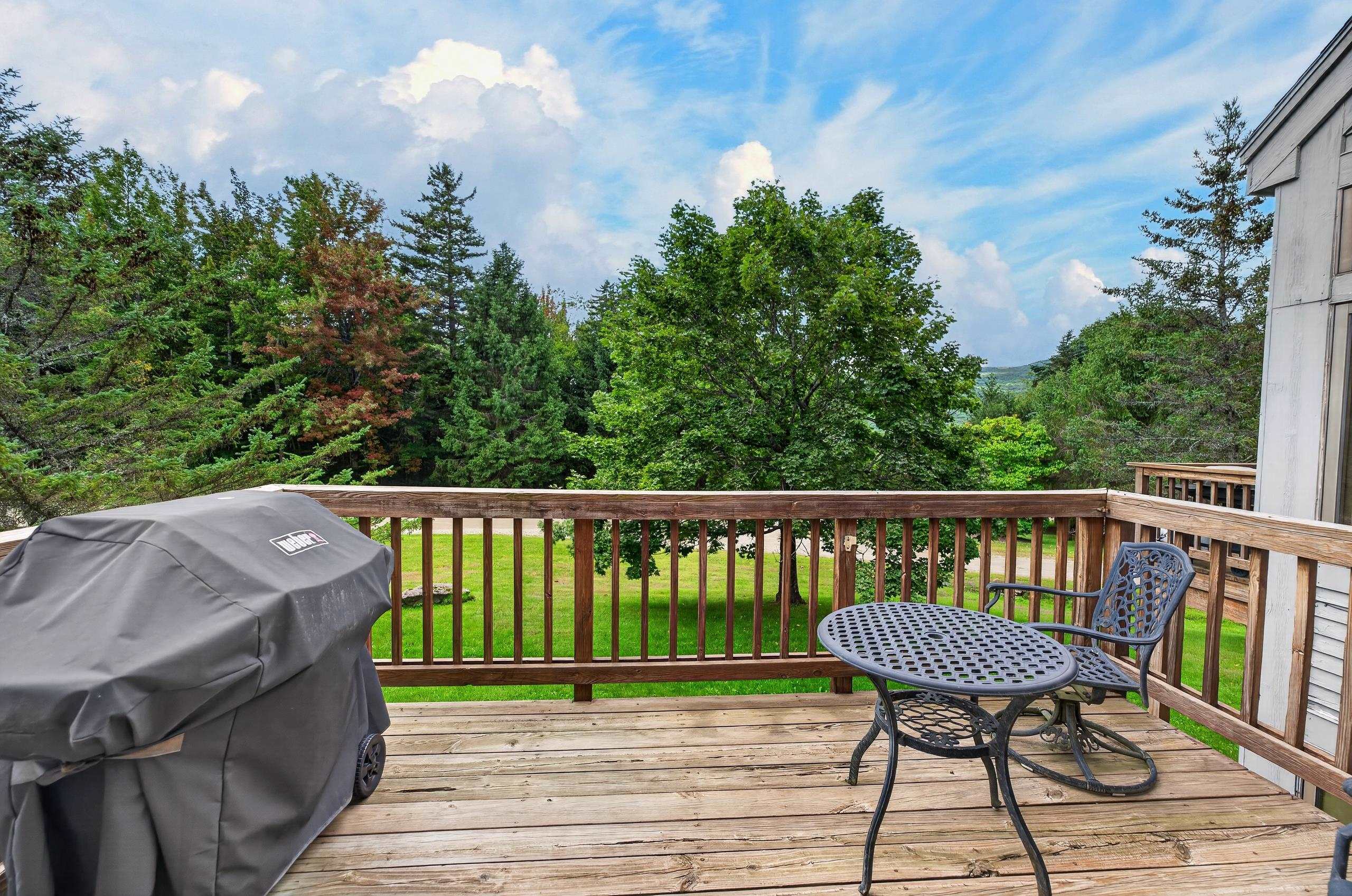 10 Tenth Lane Property Photo 20