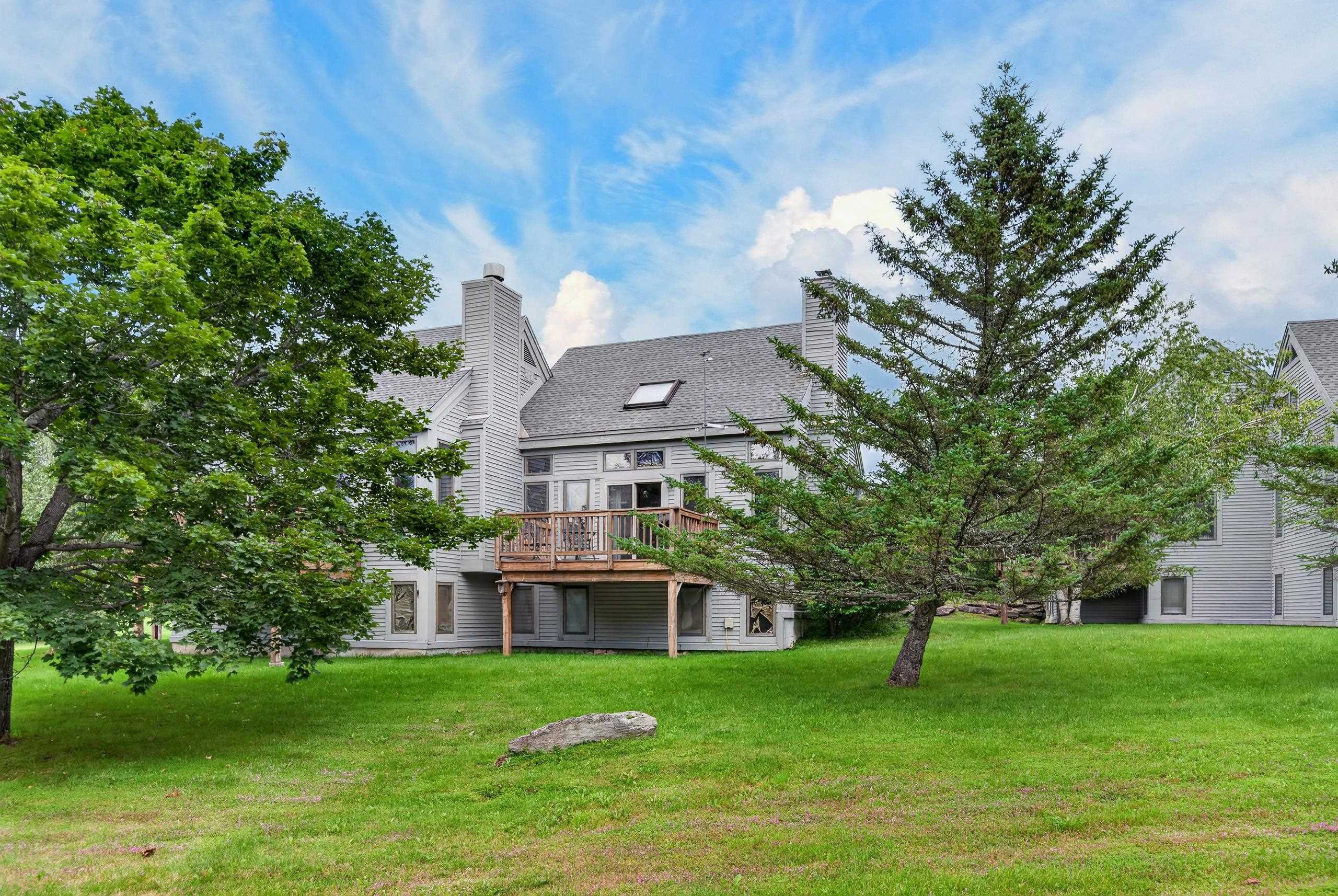 10 Tenth Lane Property Photo 22