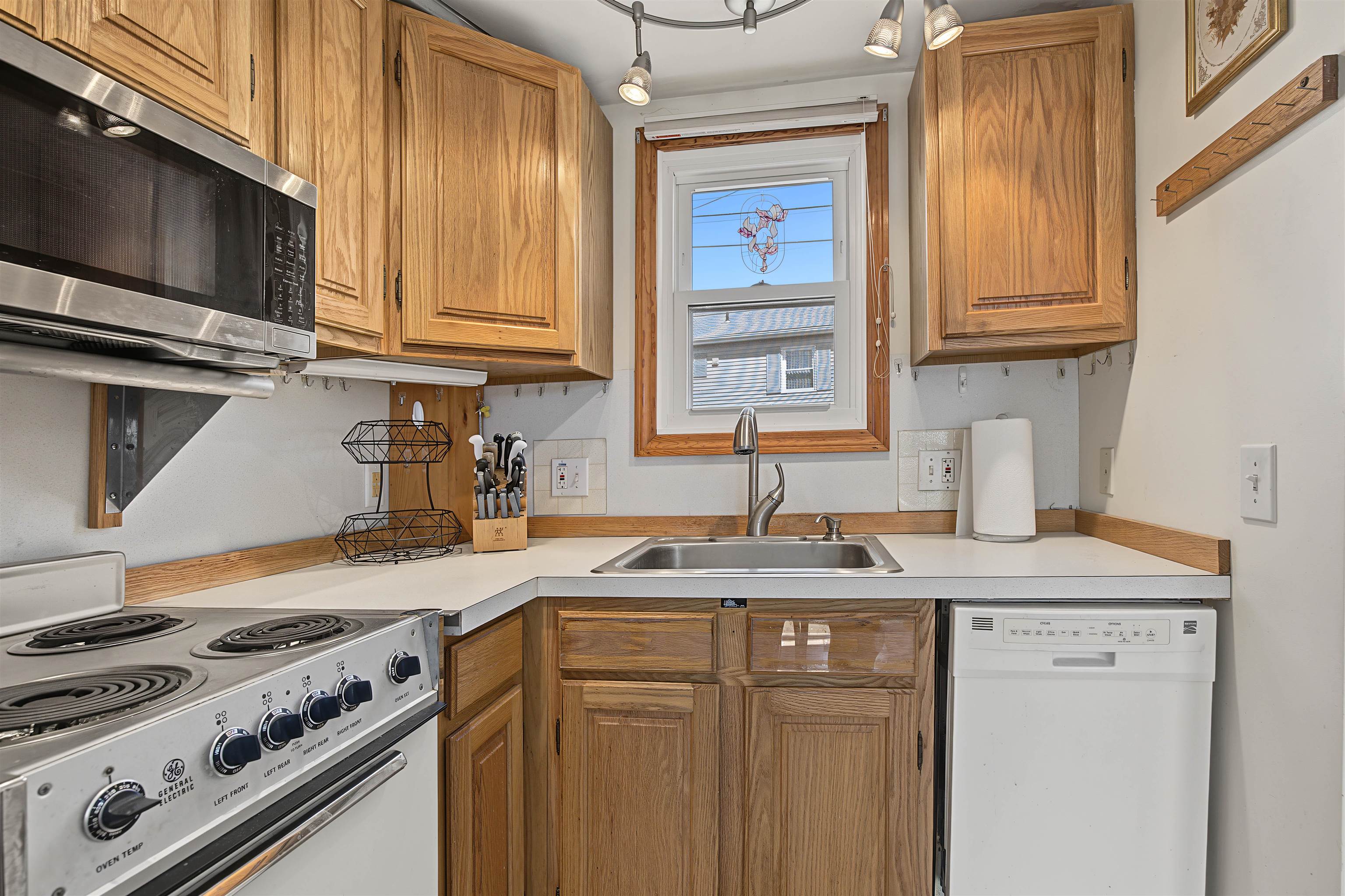 66 Kings Highway Property Photo 10