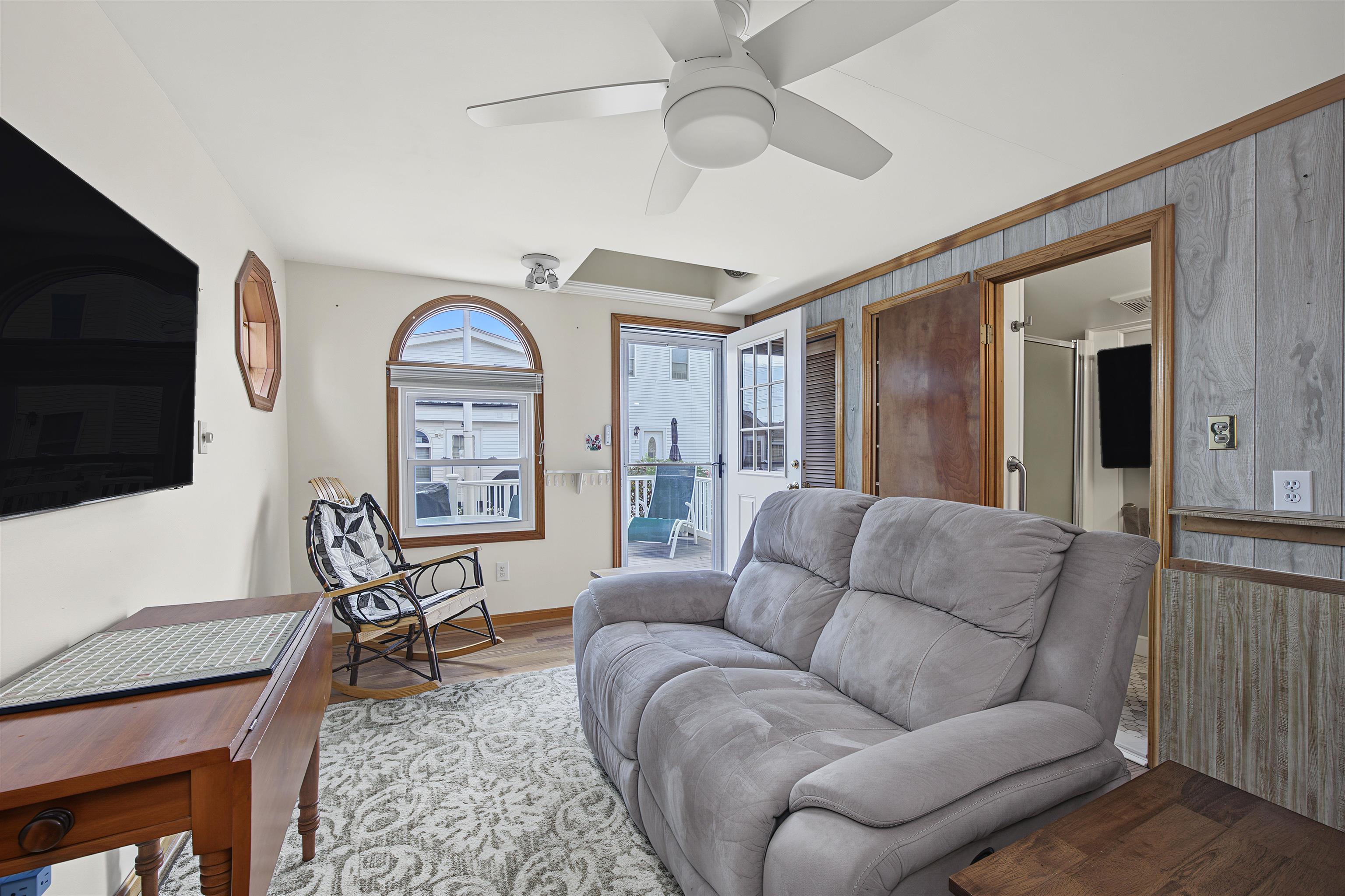 66 Kings Highway Property Photo 15