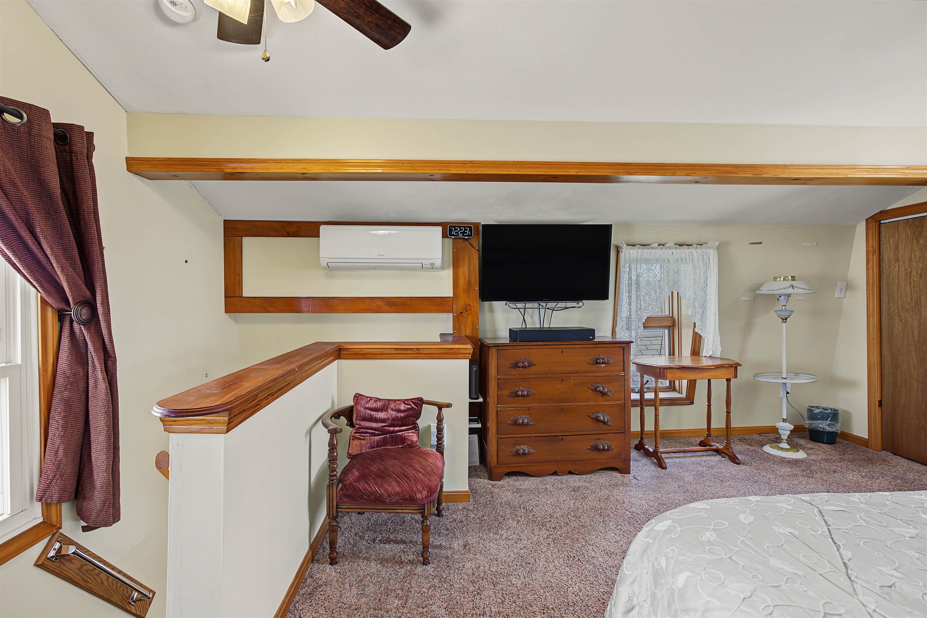 66 Kings Highway Property Photo 19