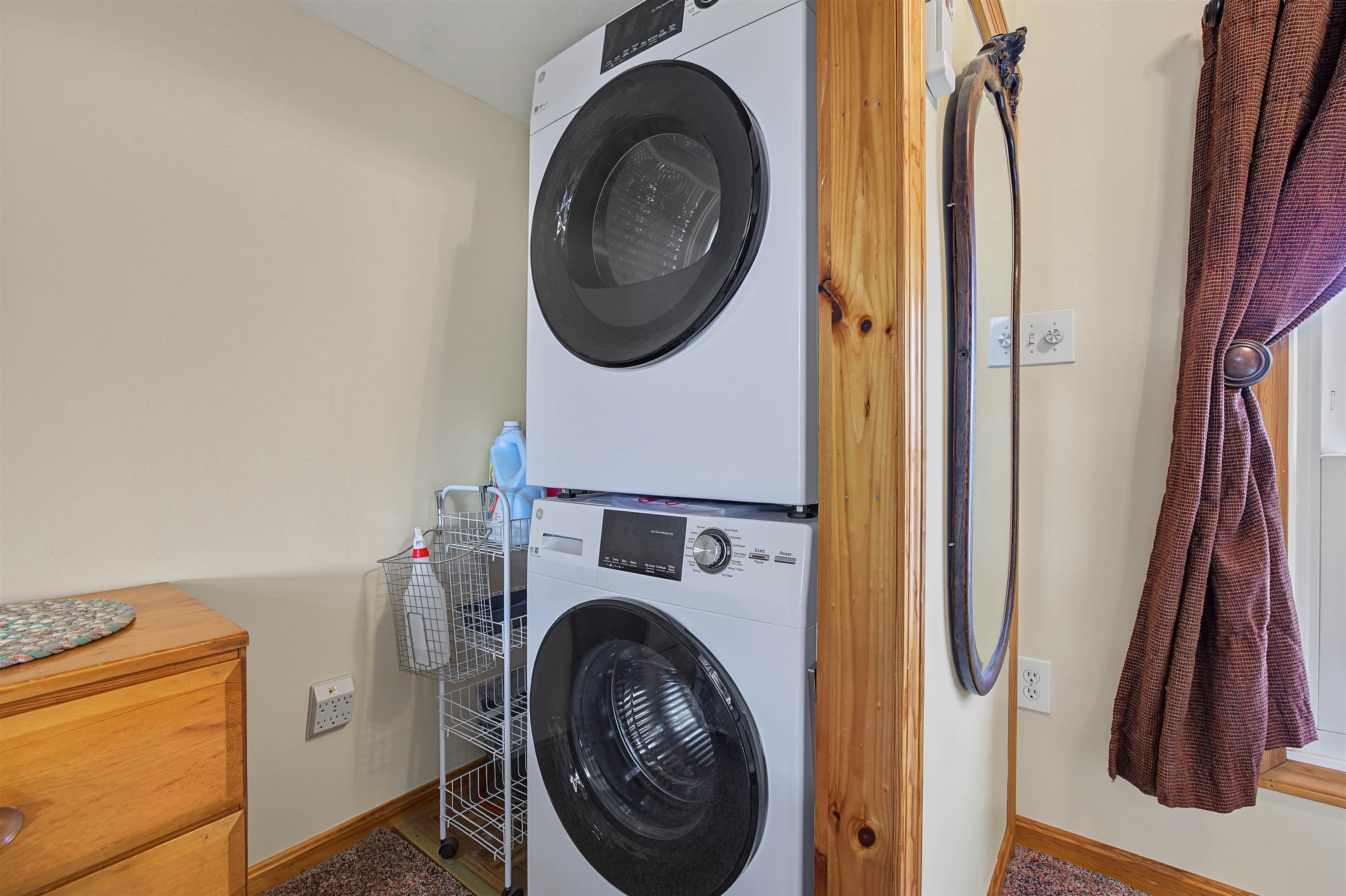 66 Kings Highway Property Photo 21