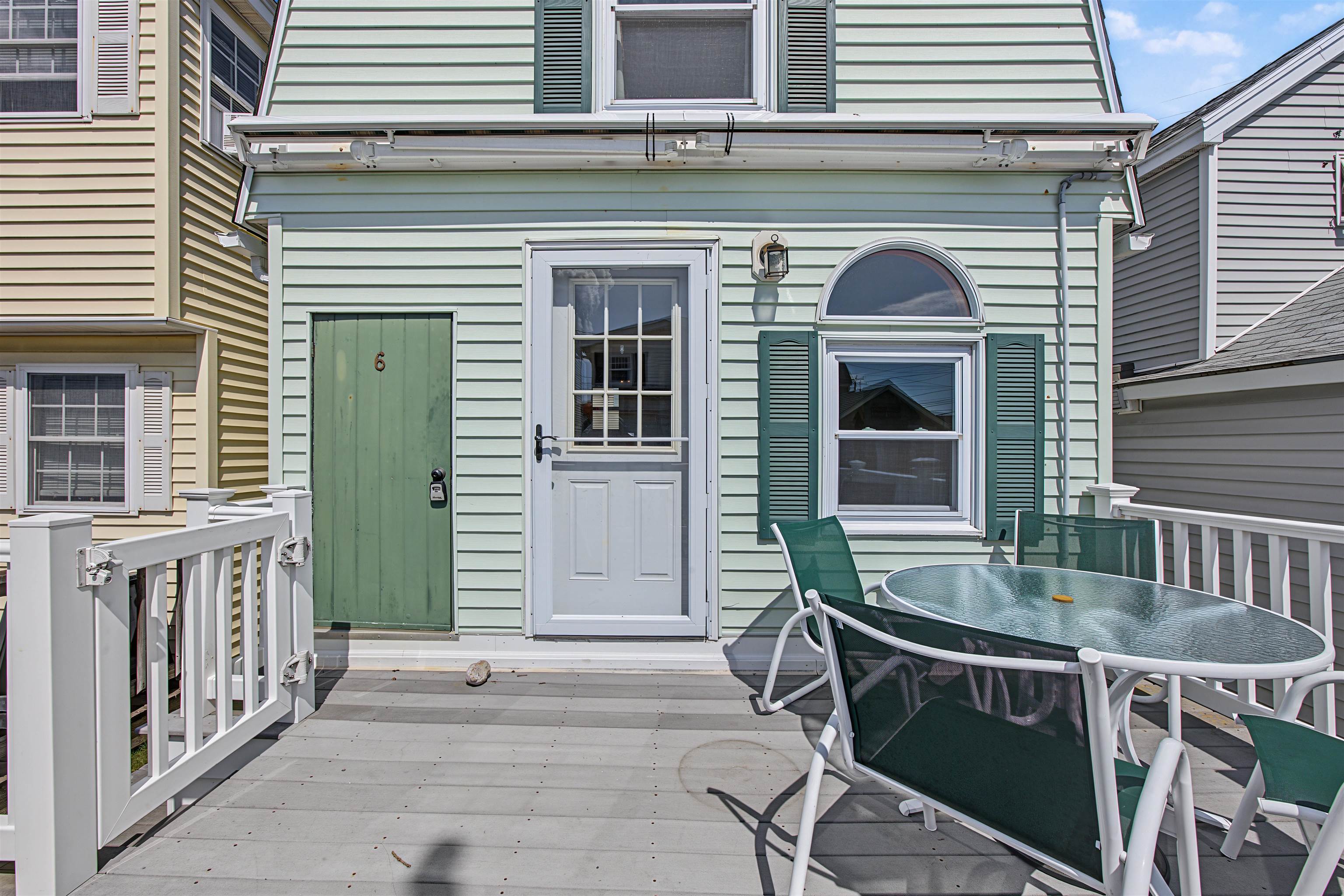 66 Kings Highway Property Photo 23