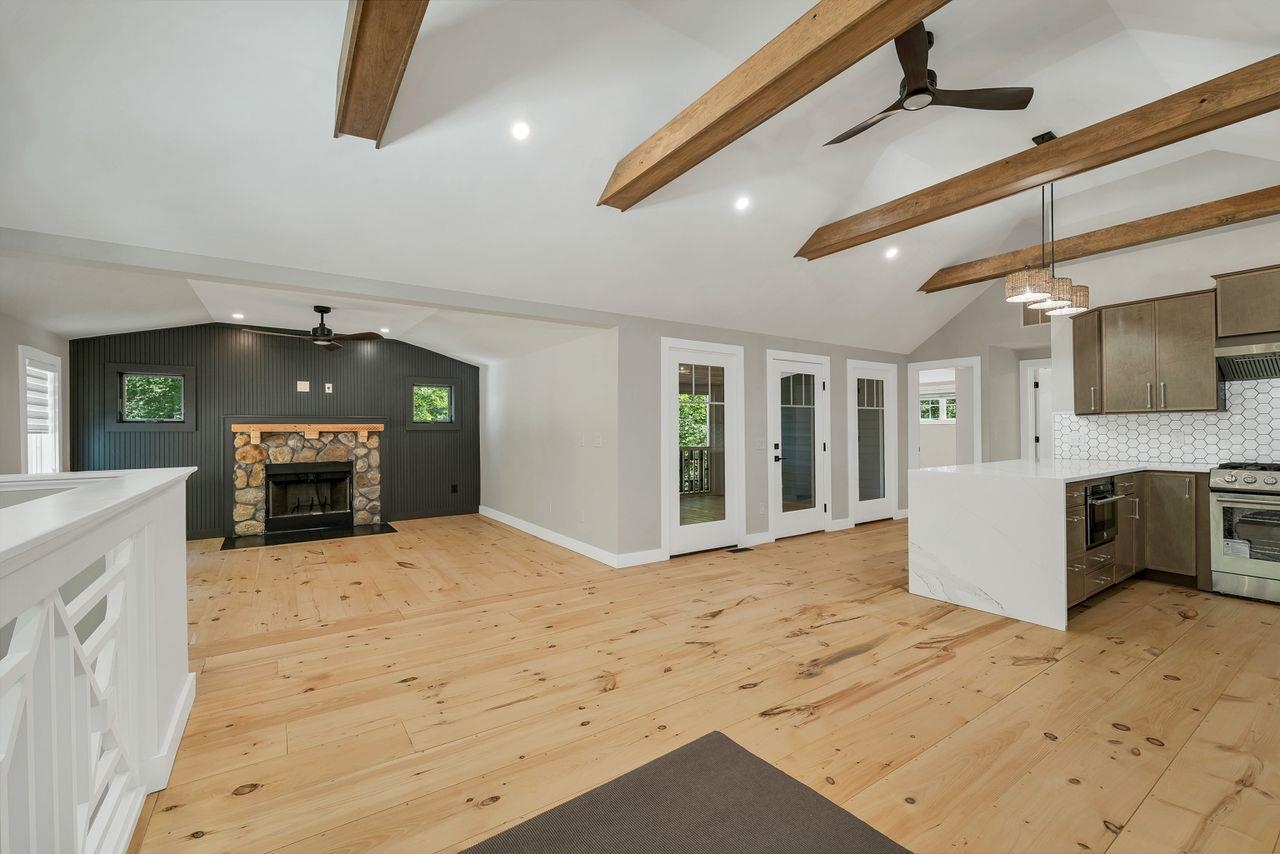 17 Moss Lane Property Photo 18