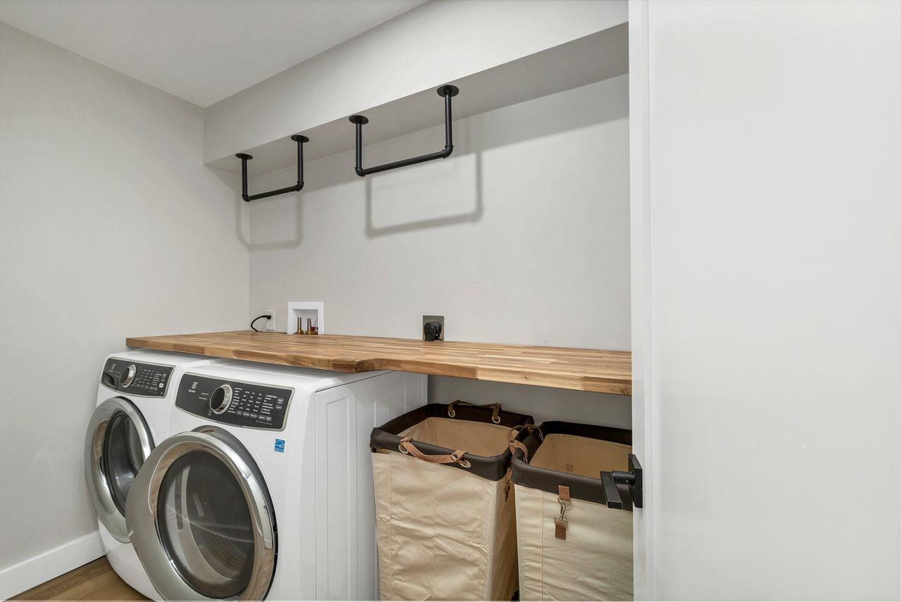 17 Moss Lane Property Photo 36