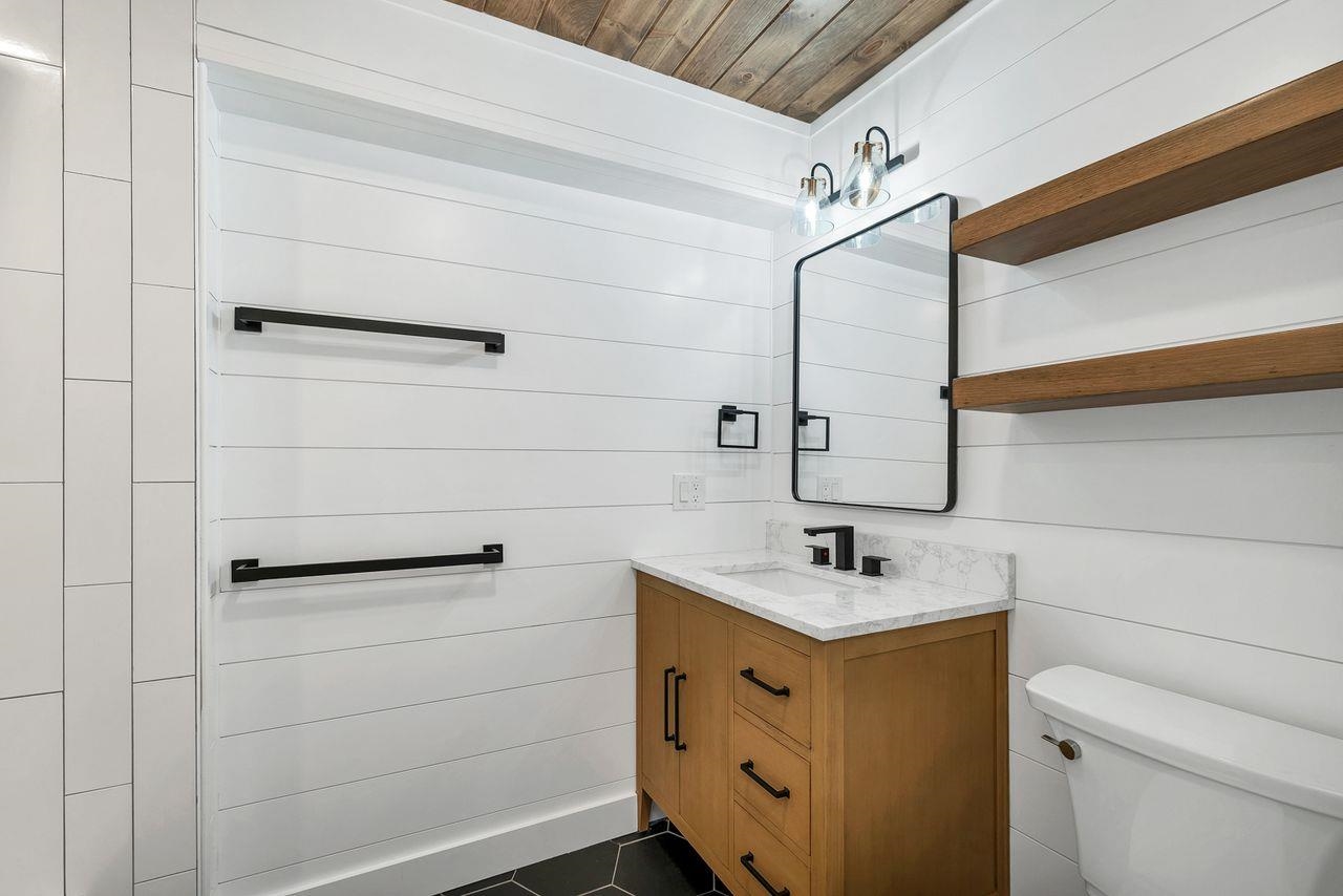 17 Moss Lane Property Photo 37