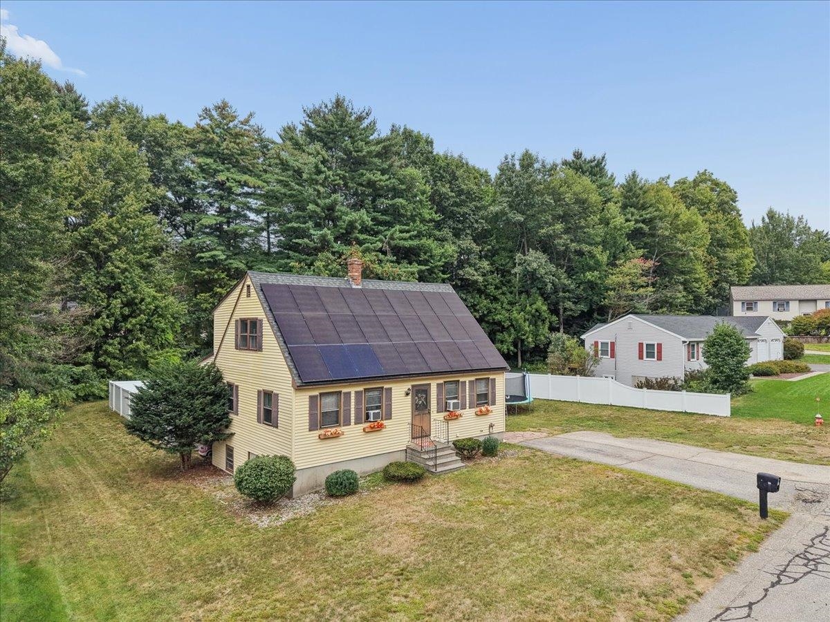 23 Hampshire Drive Property Photo 2