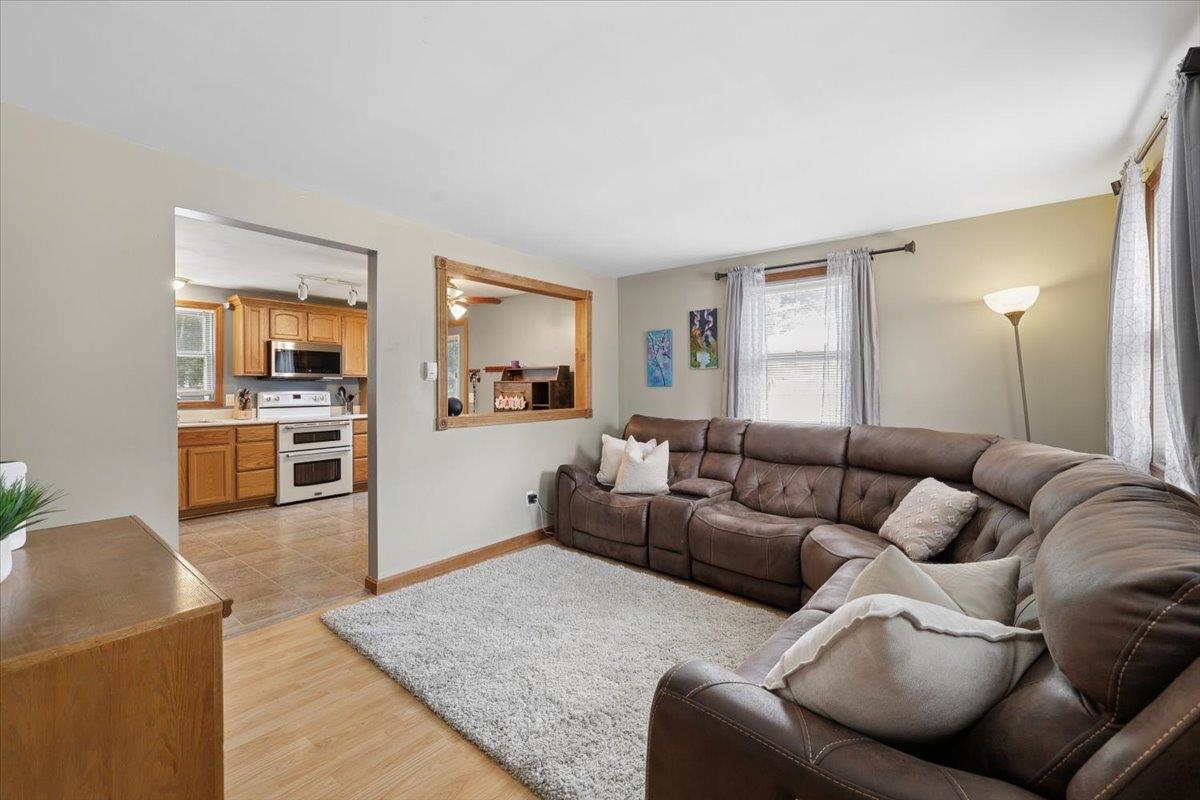 23 Hampshire Drive Property Photo 3