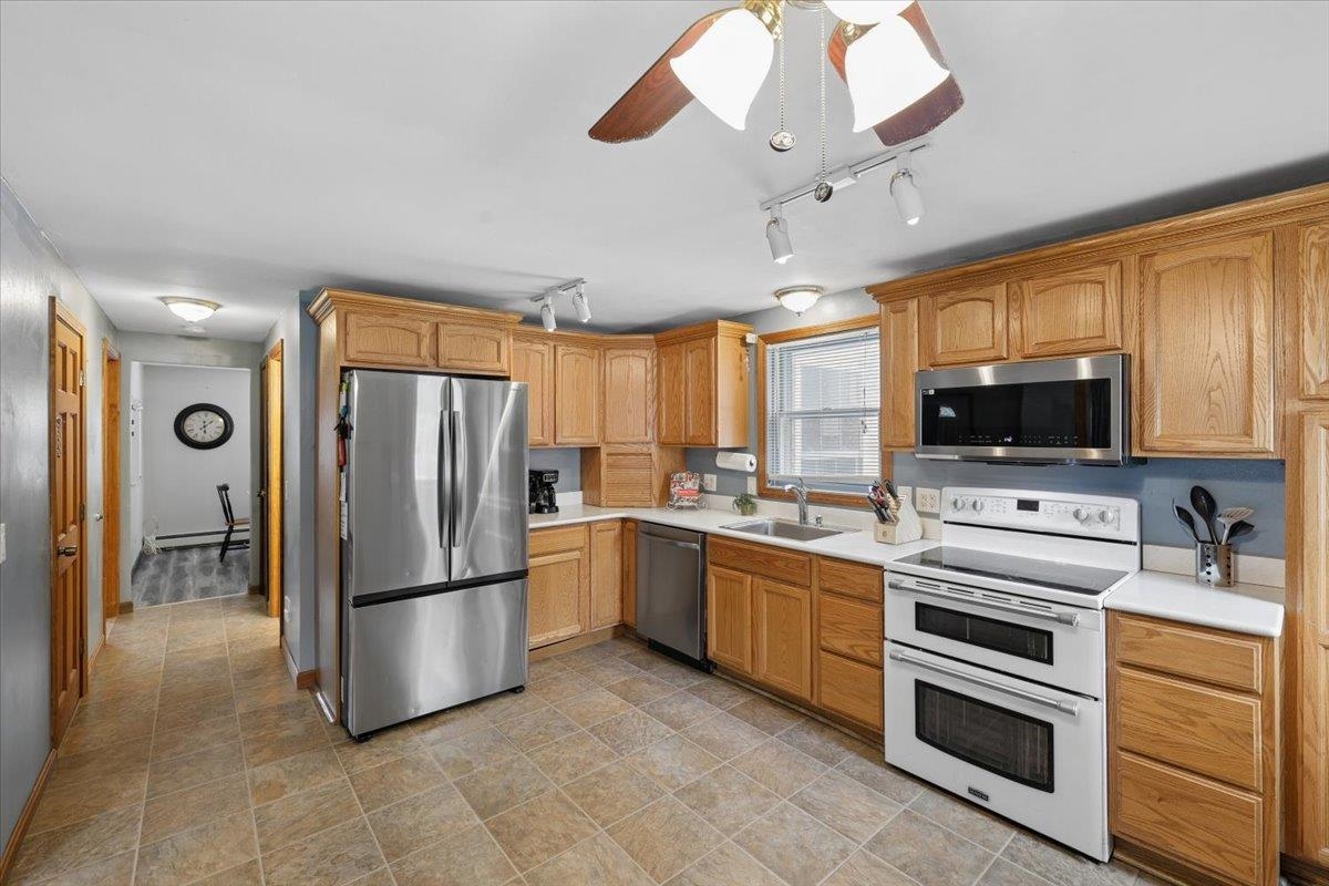 23 Hampshire Drive Property Photo 6
