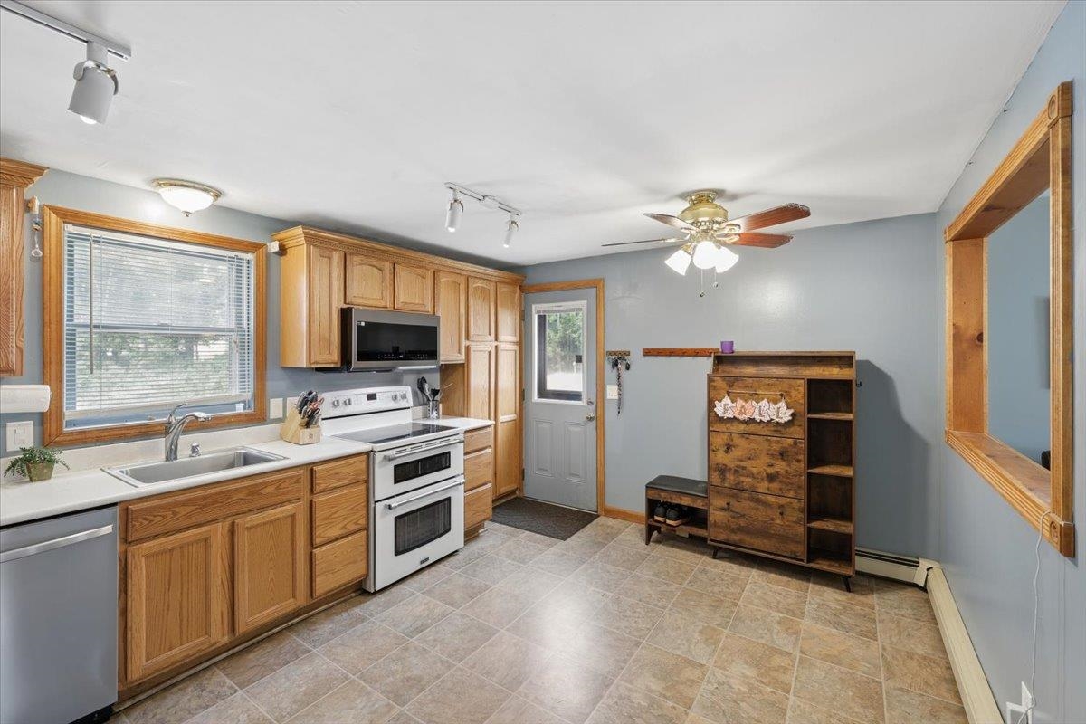 23 Hampshire Drive Property Photo 8