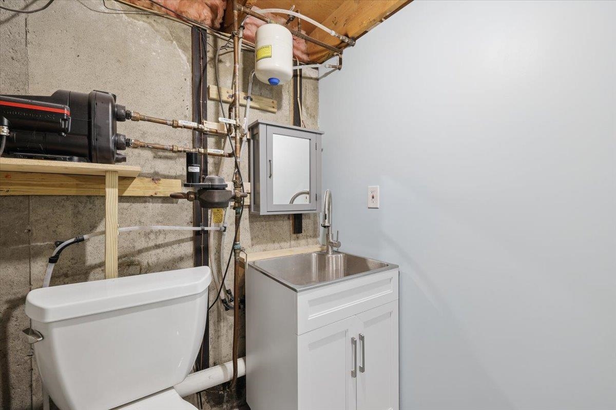 23 Hampshire Drive Property Photo 28