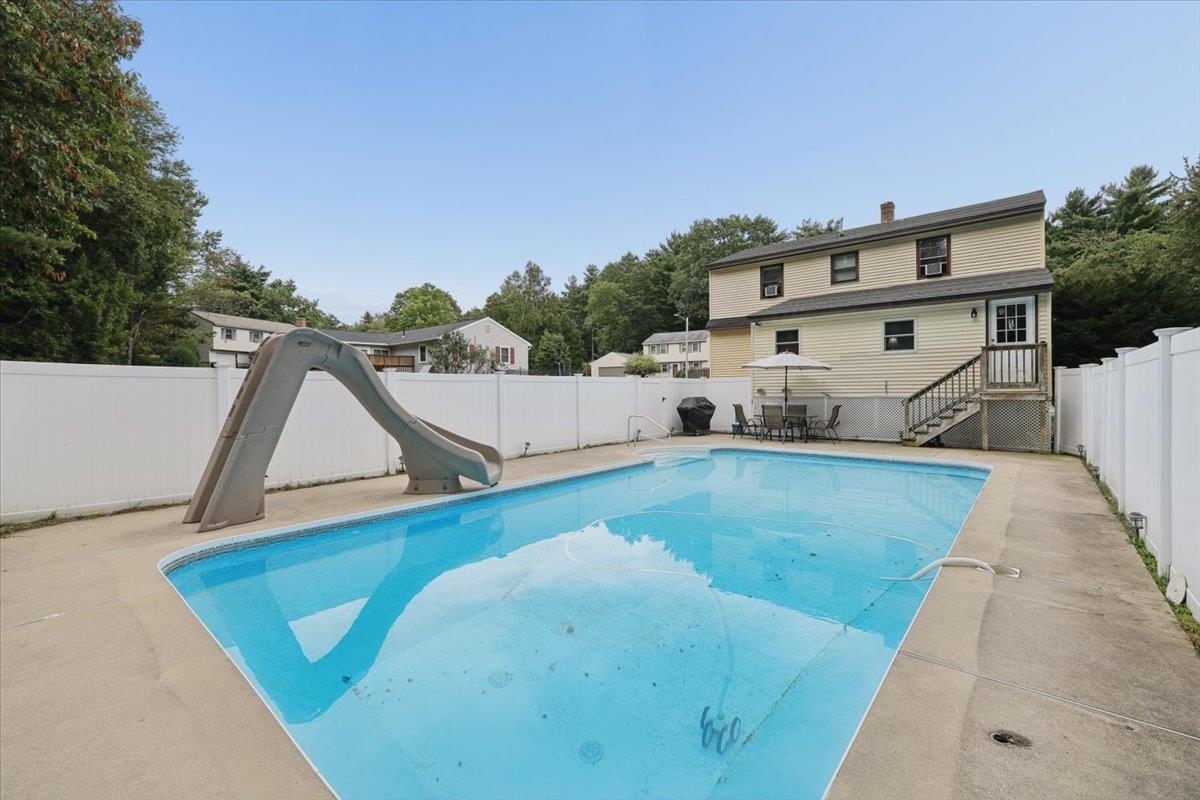 23 Hampshire Drive Property Photo 33