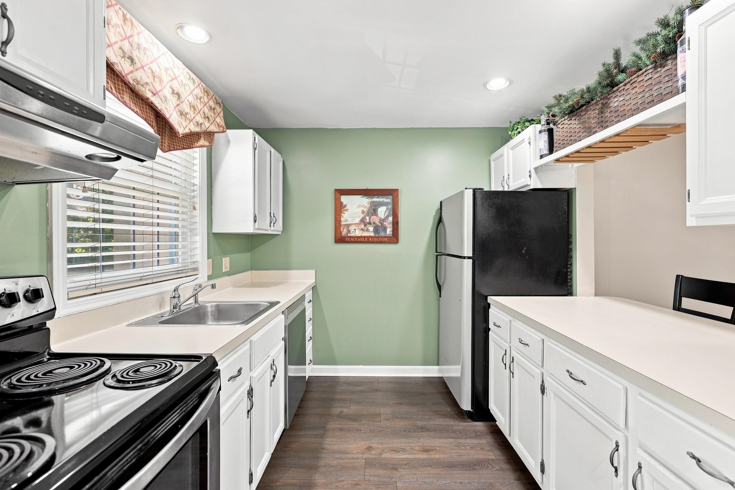 1465 Hooksett Road Property Photo 3