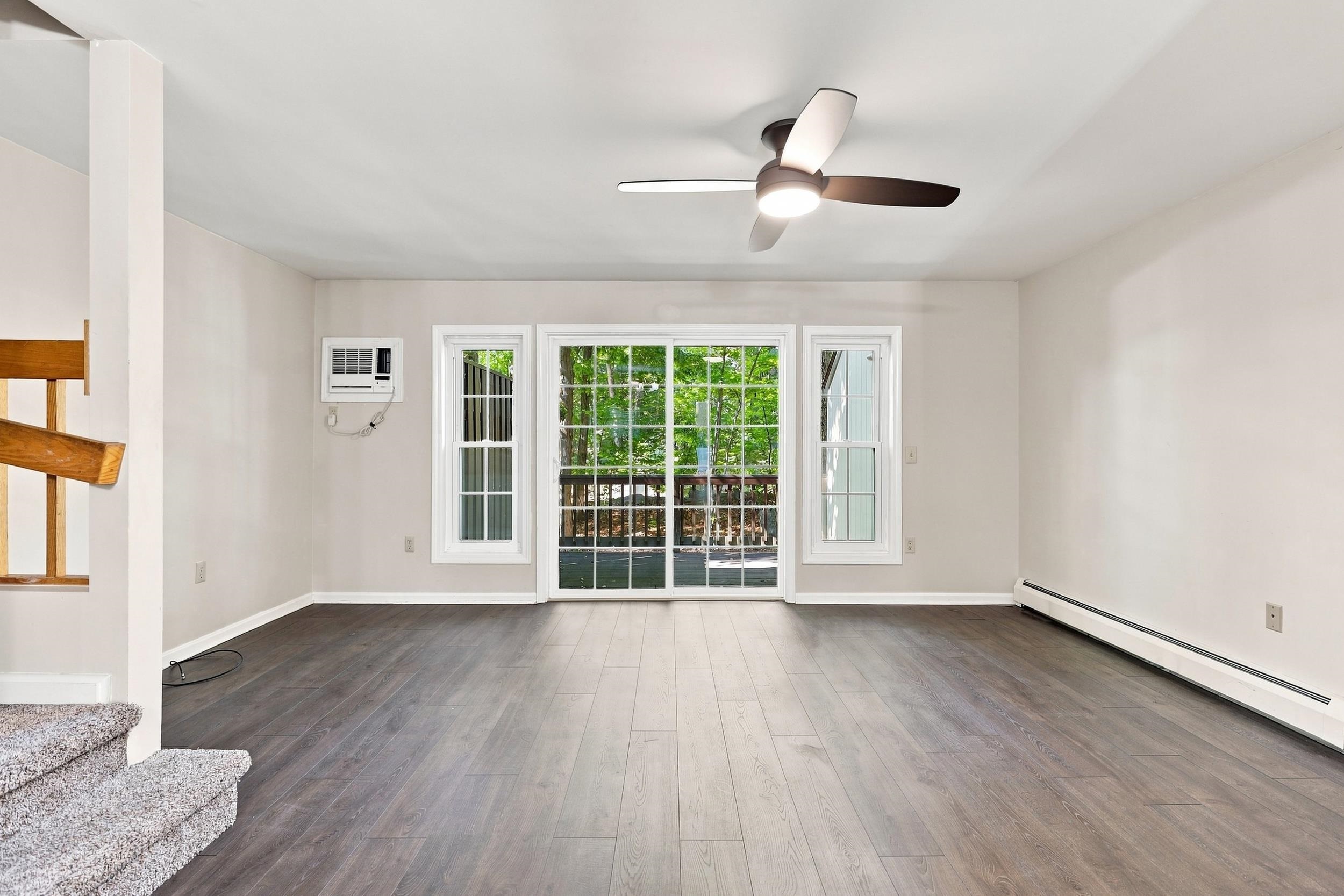 1465 Hooksett Road Property Photo 10