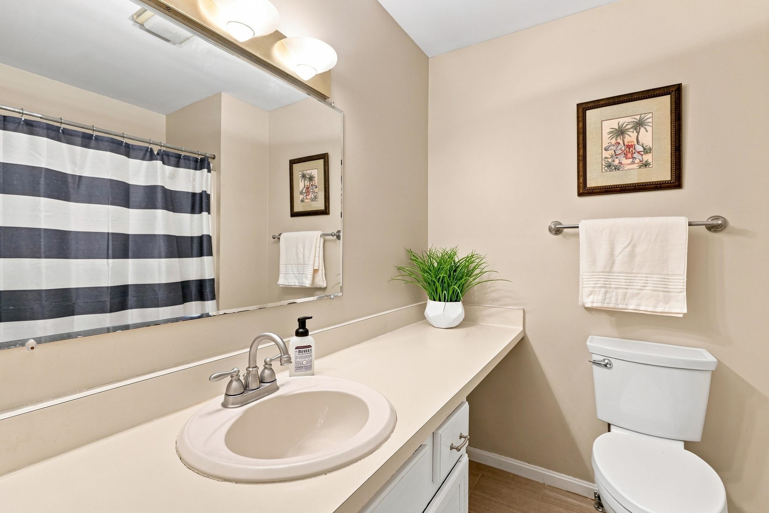 1465 Hooksett Road Property Photo 22