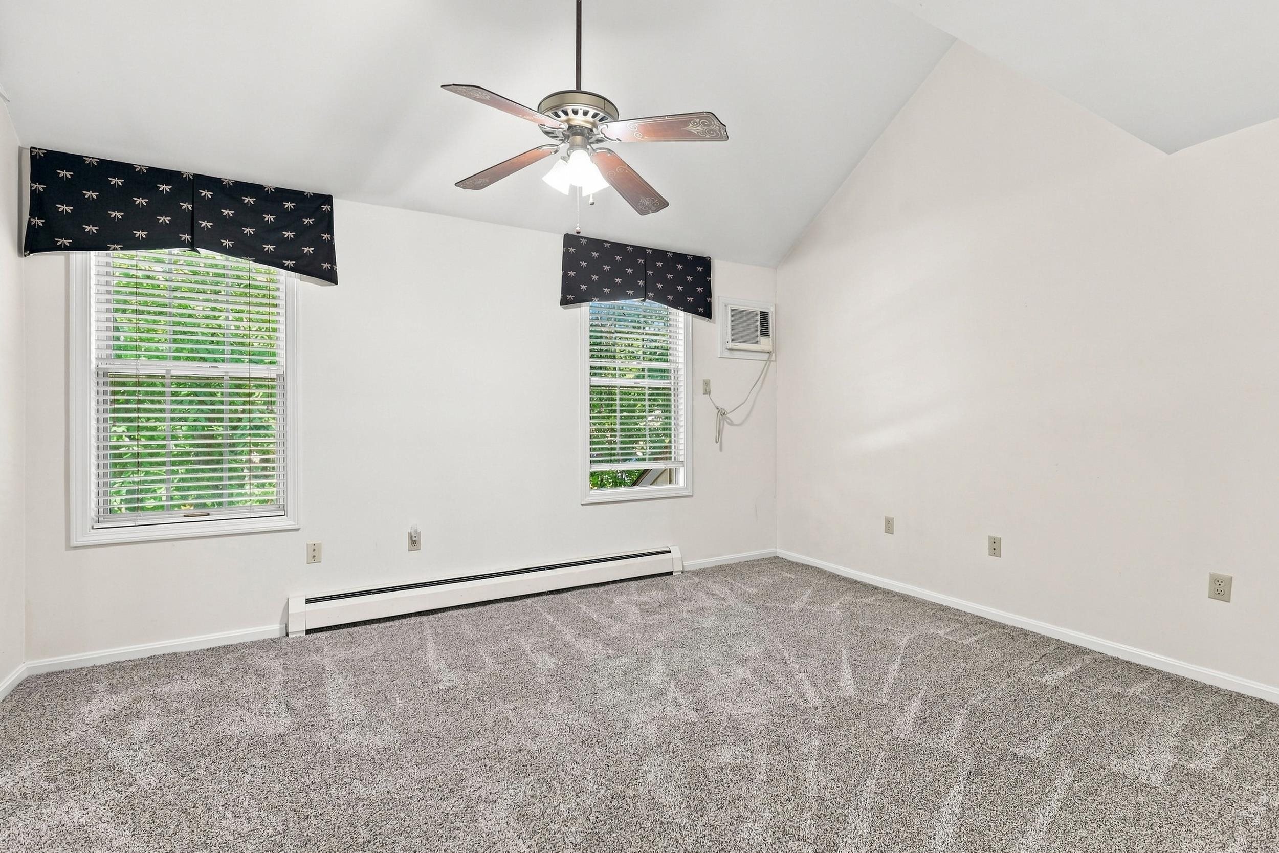 1465 Hooksett Road Property Photo 24