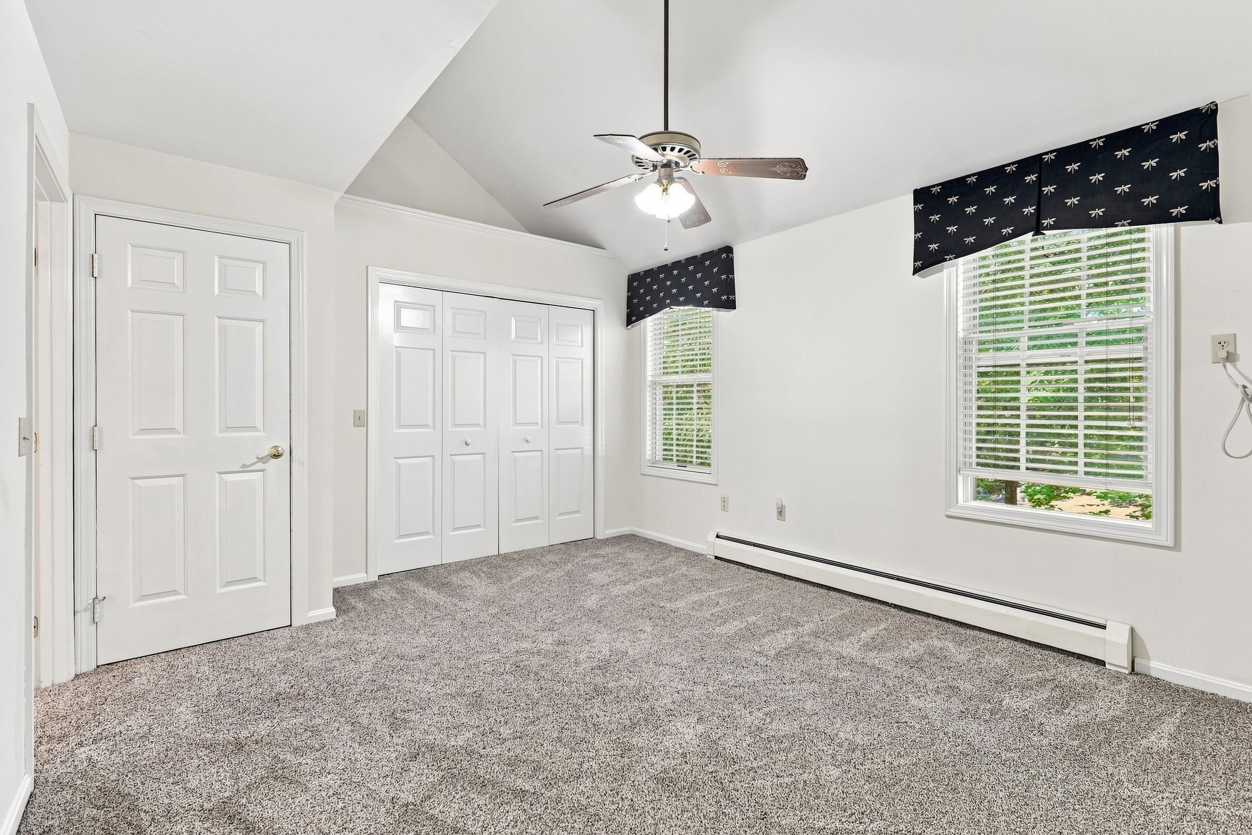 1465 Hooksett Road Property Photo 25