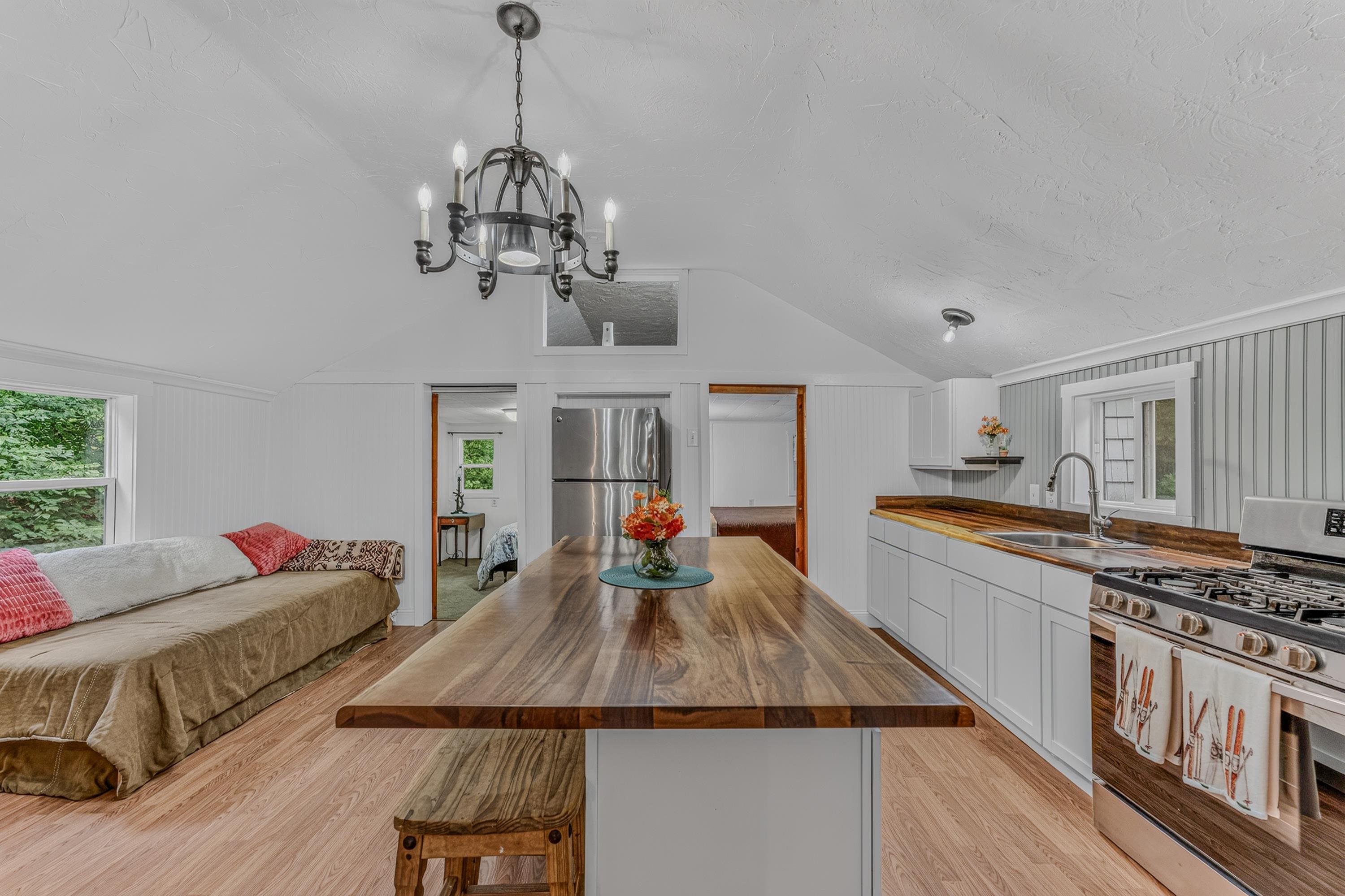 848 Faraway Road Property Photo 10