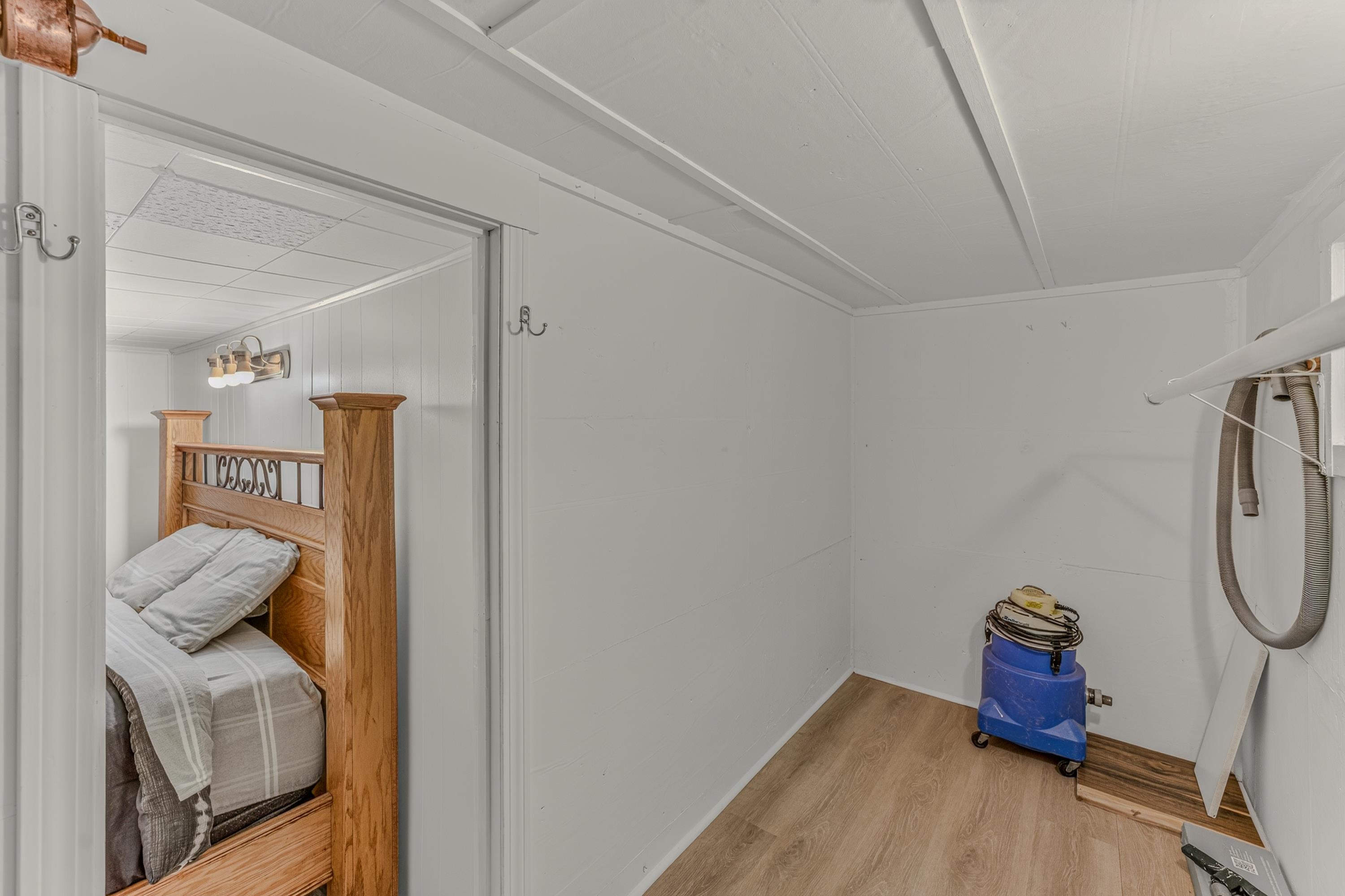 848 Faraway Road Property Photo 17