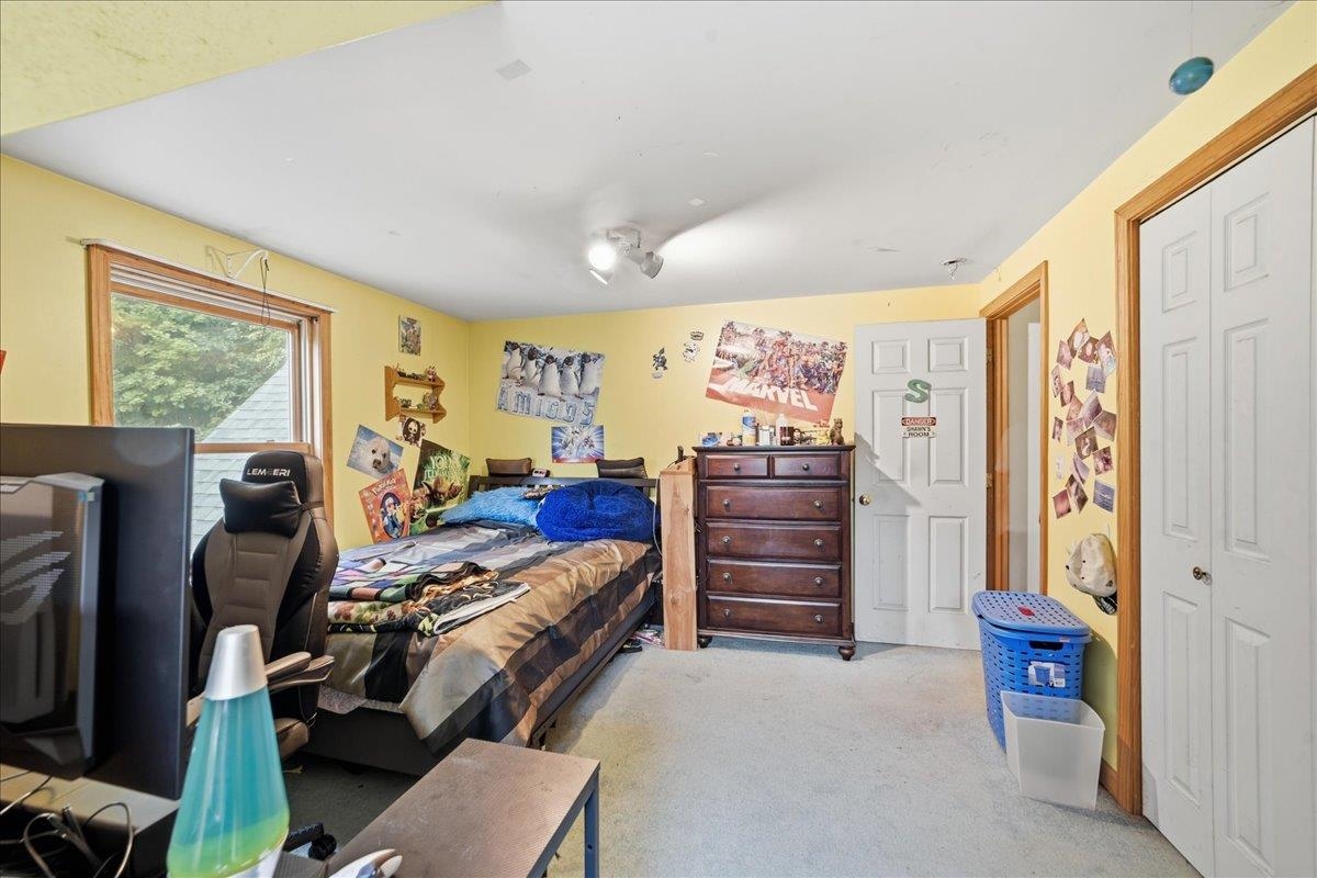 13 Broadview Estates Property Photo 18