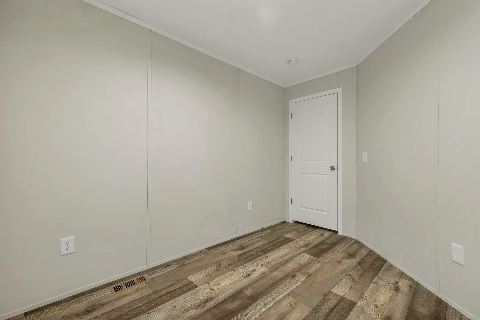 19 Martin Road Property Photo 24