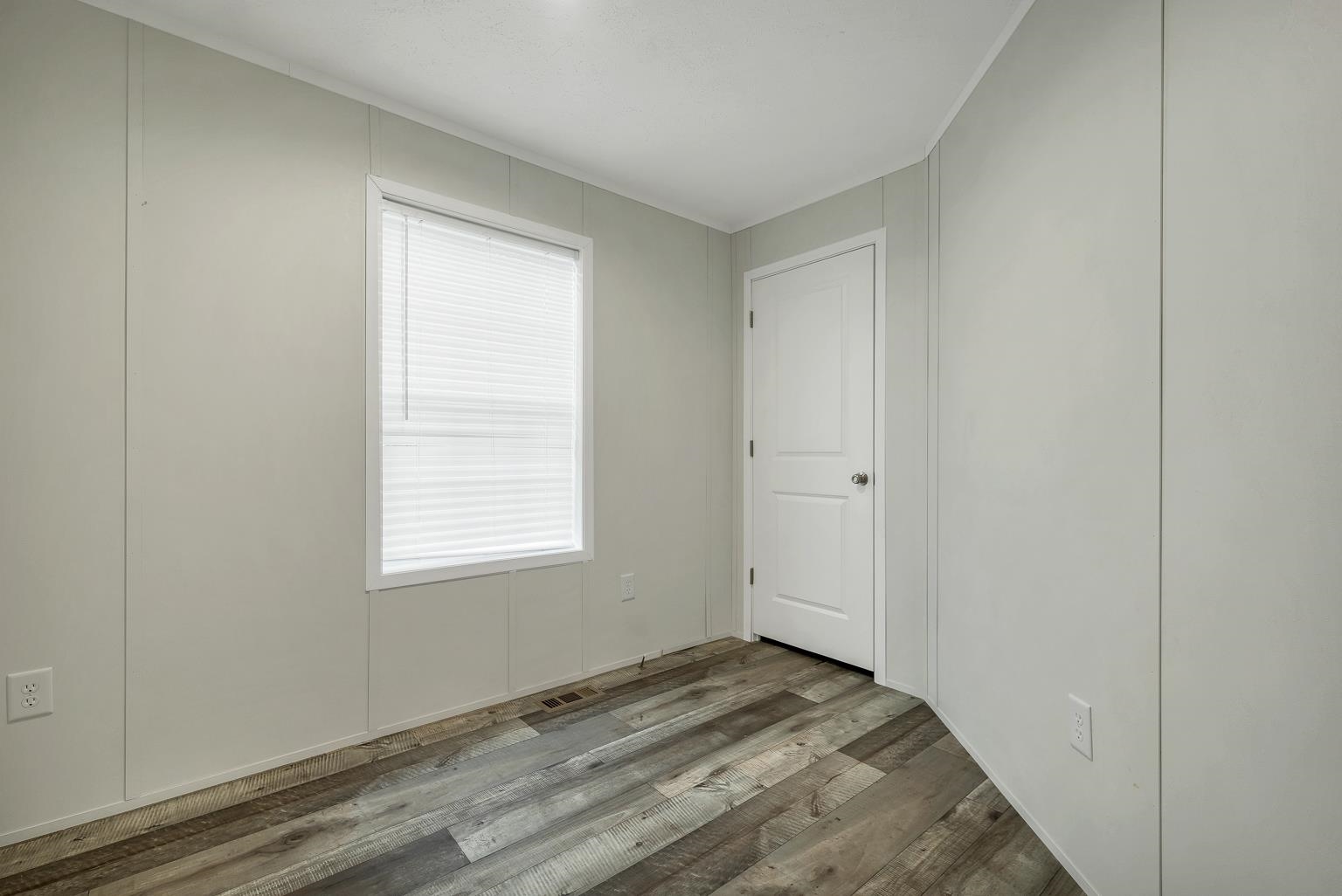 19 Martin Road Property Photo 26