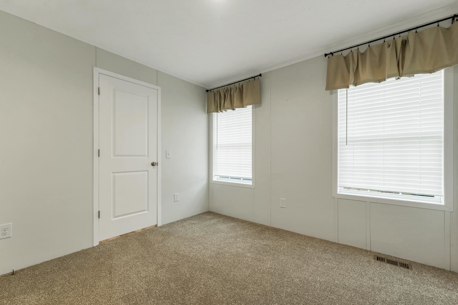 19 Martin Road Property Photo 40