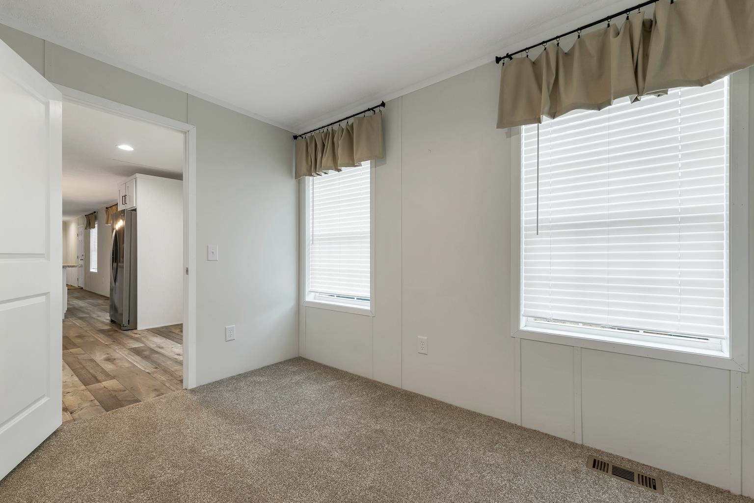 19 Martin Road Property Photo 41