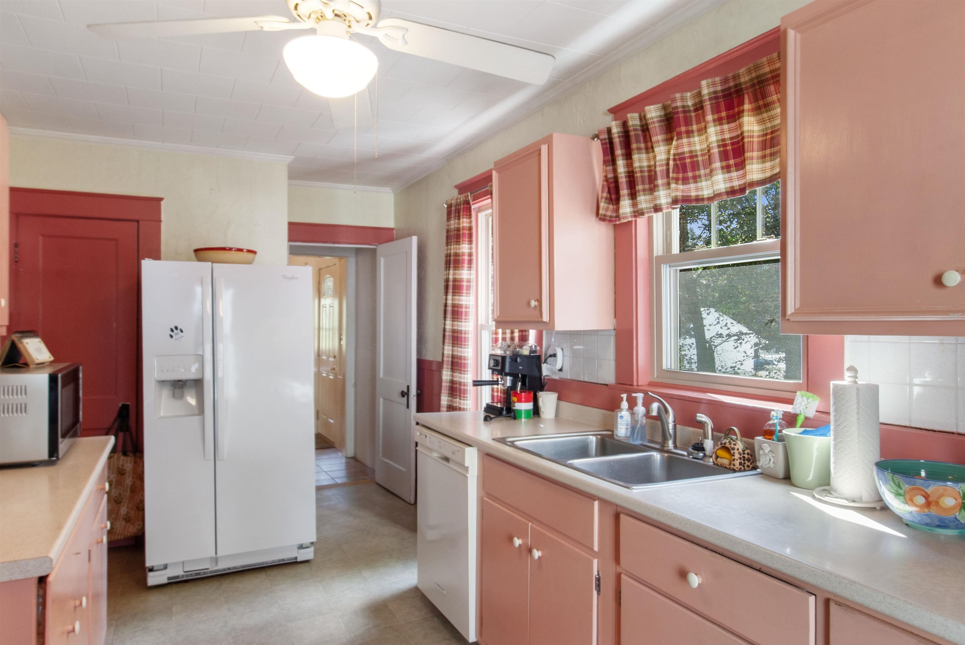 119 Gilford Avenue Property Photo 17
