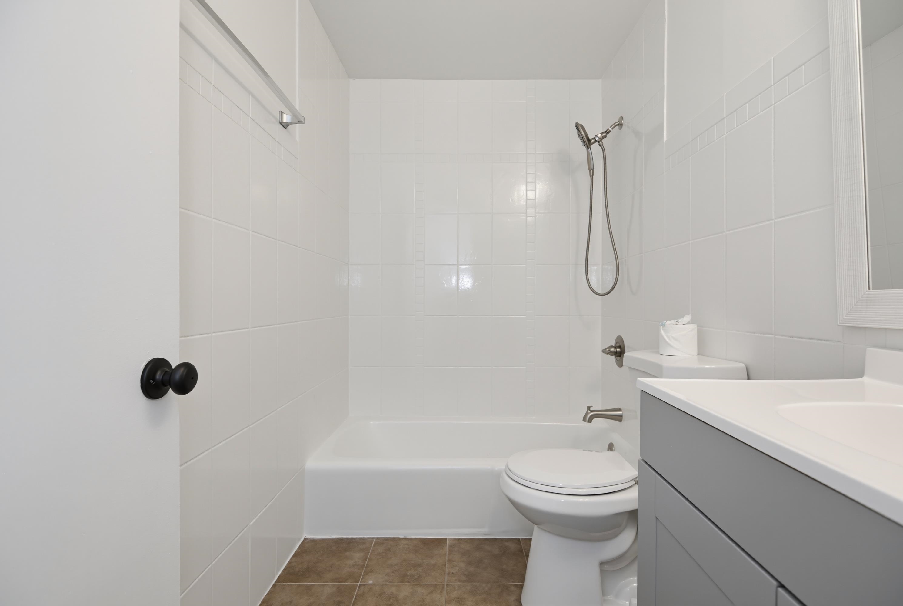 12 English Village Road Property Photo 13