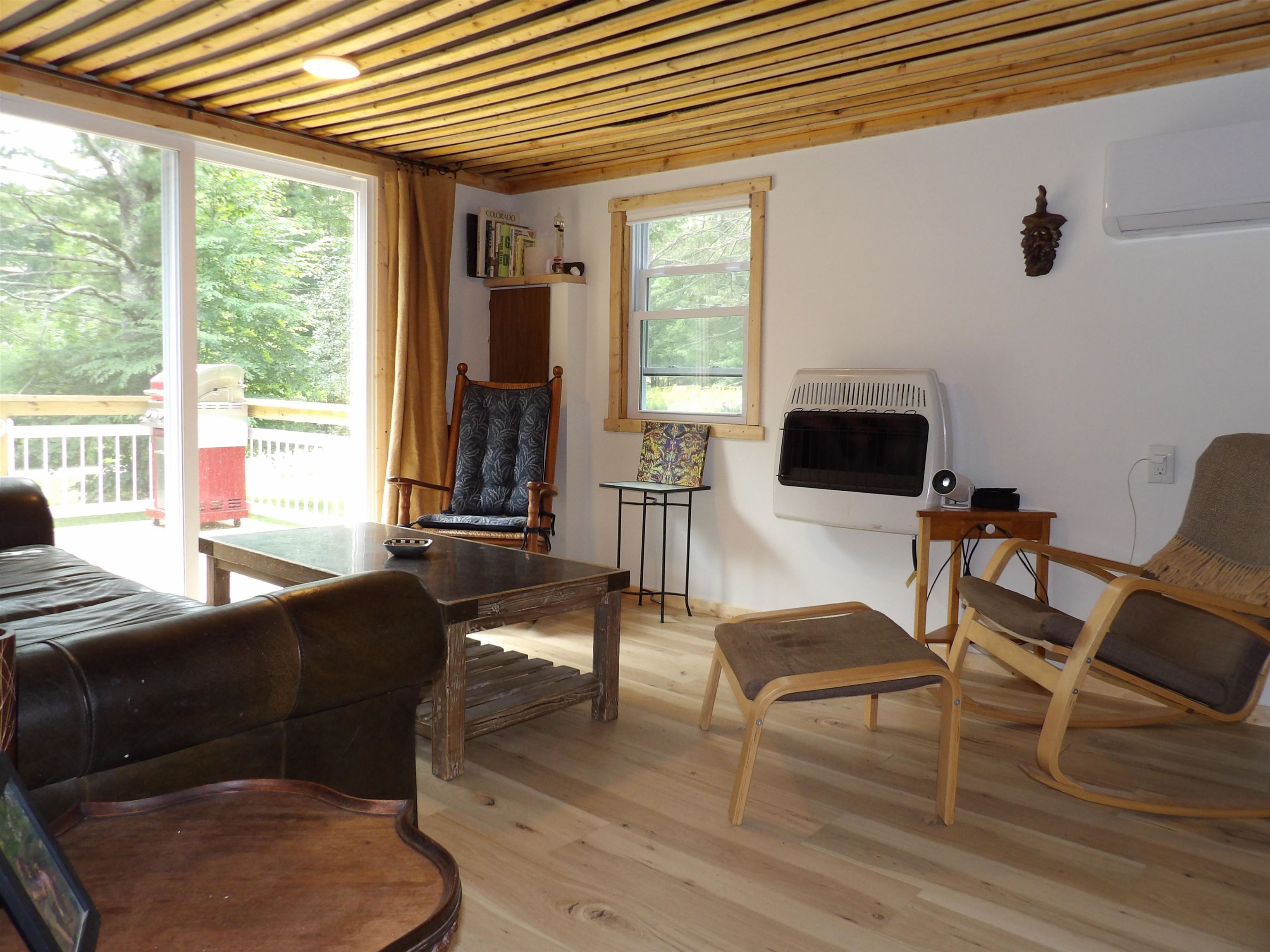 210 Mumford Drive Property Photo 12