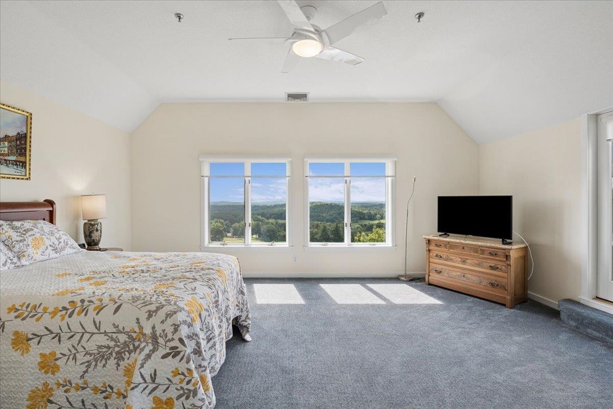 12 Mountain Laurels Drive Property Photo 33