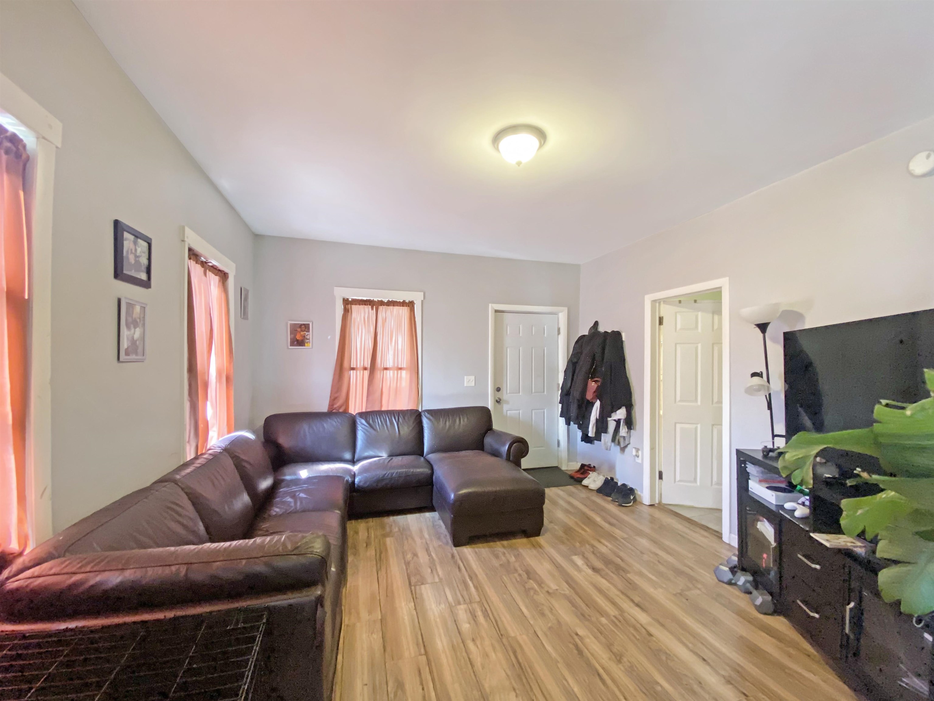 12 Chaplin Avenue Property Photo 7