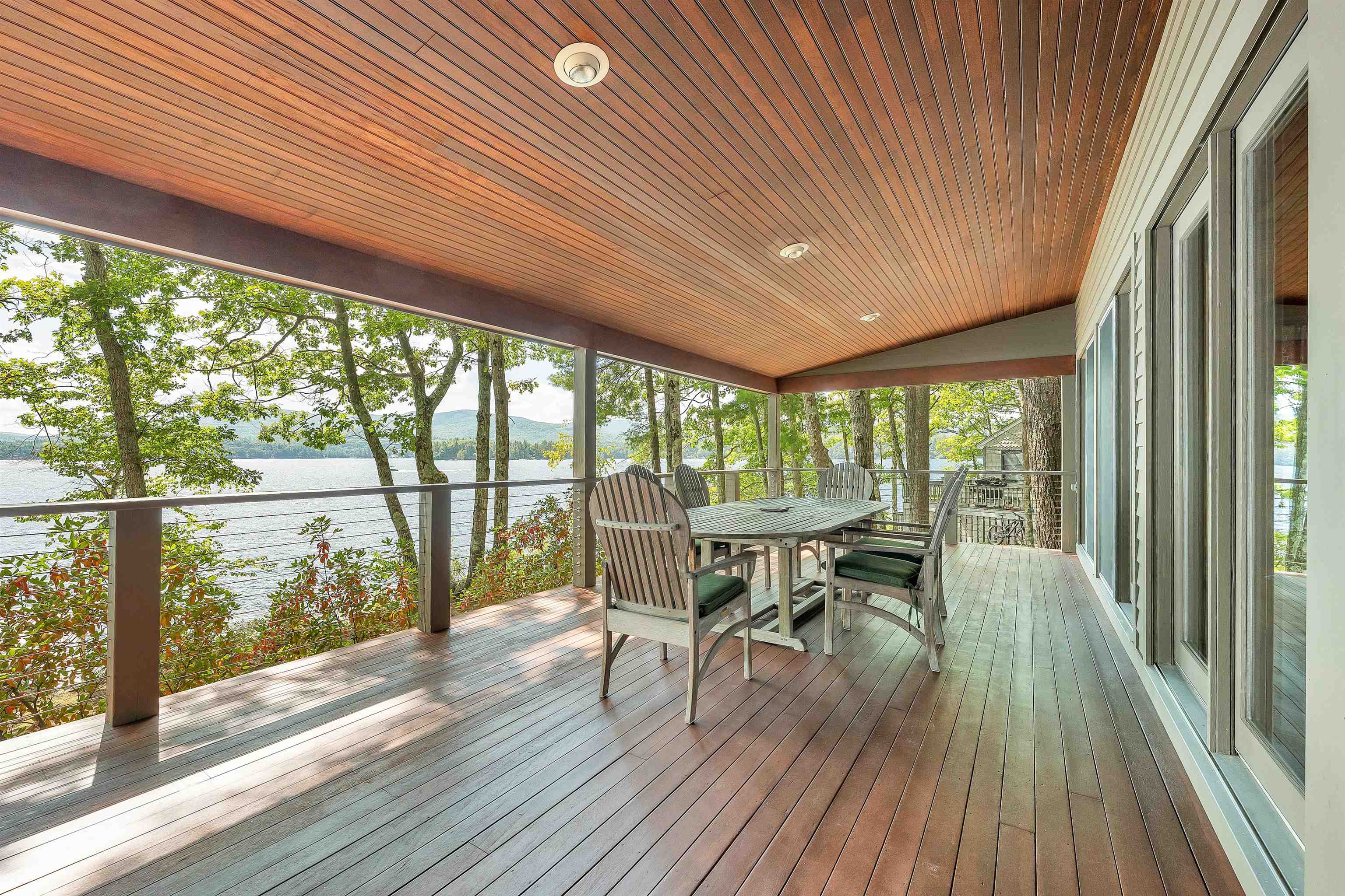 548 Rattlesnake Island Property Photo 9