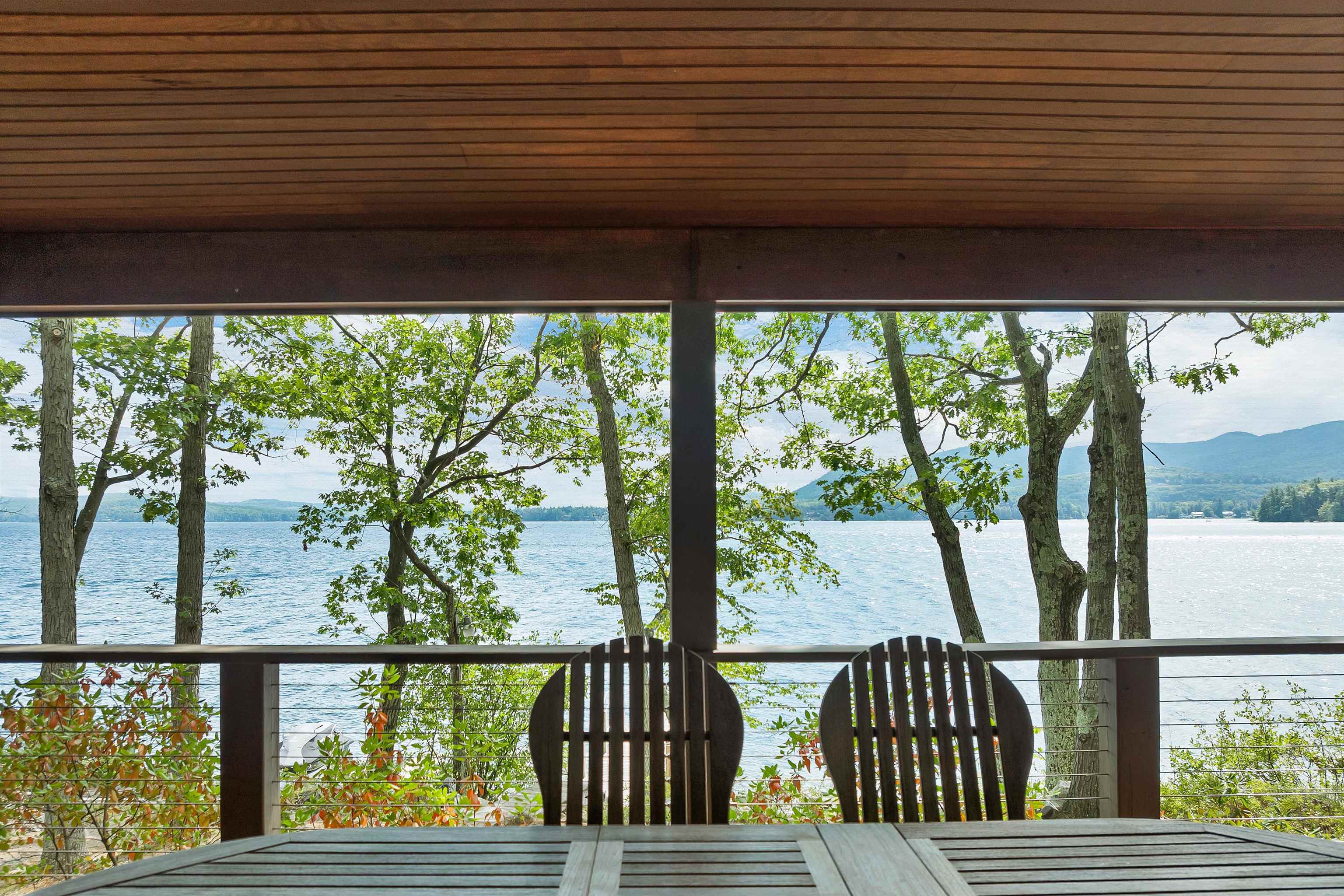 548 Rattlesnake Island Property Photo 10