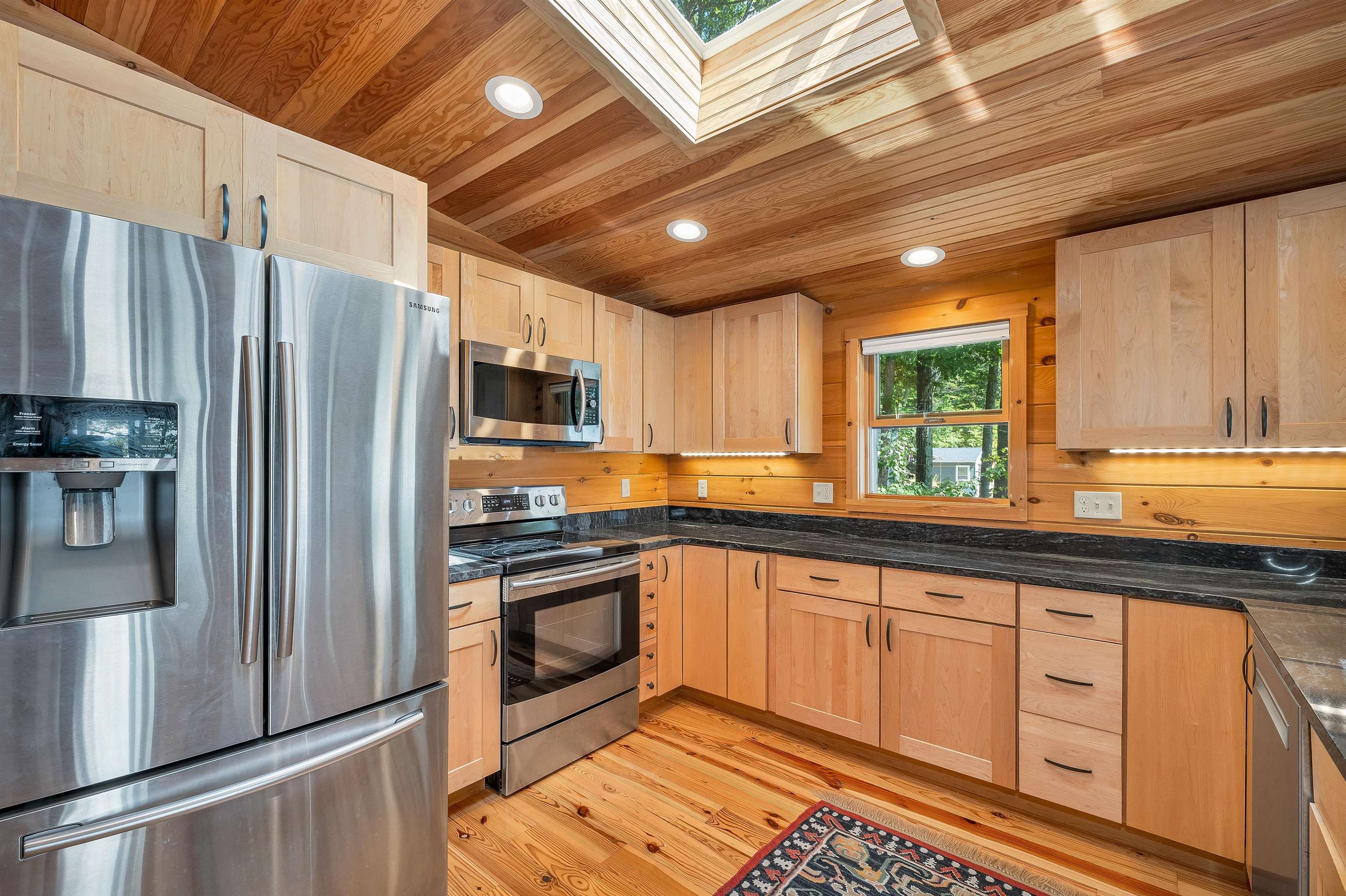 548 Rattlesnake Island Property Photo 16