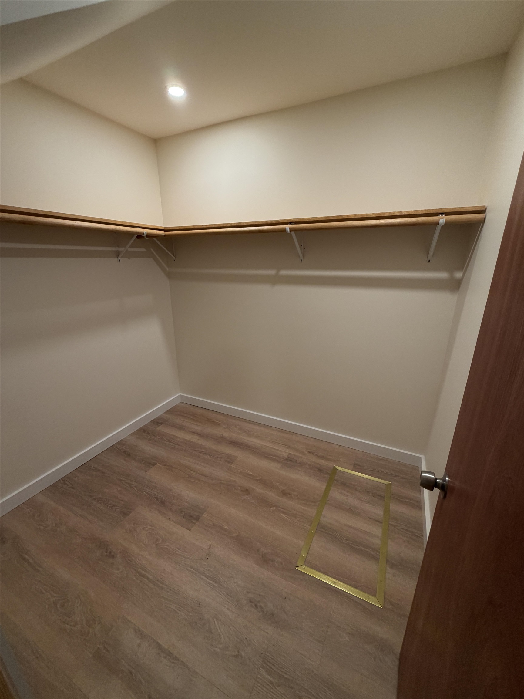 16 Snow Avenue Property Photo 4