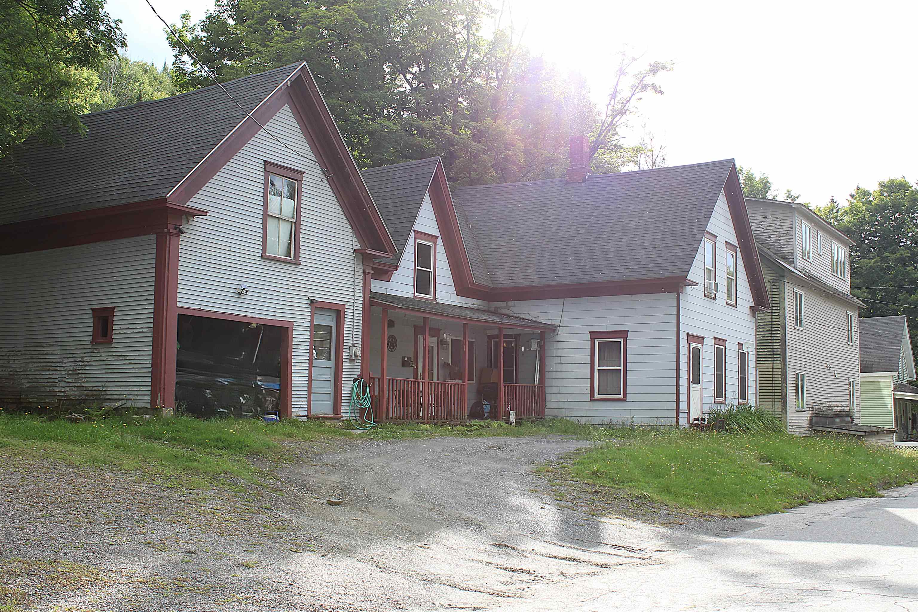 28 Spring Street Property Photo 2
