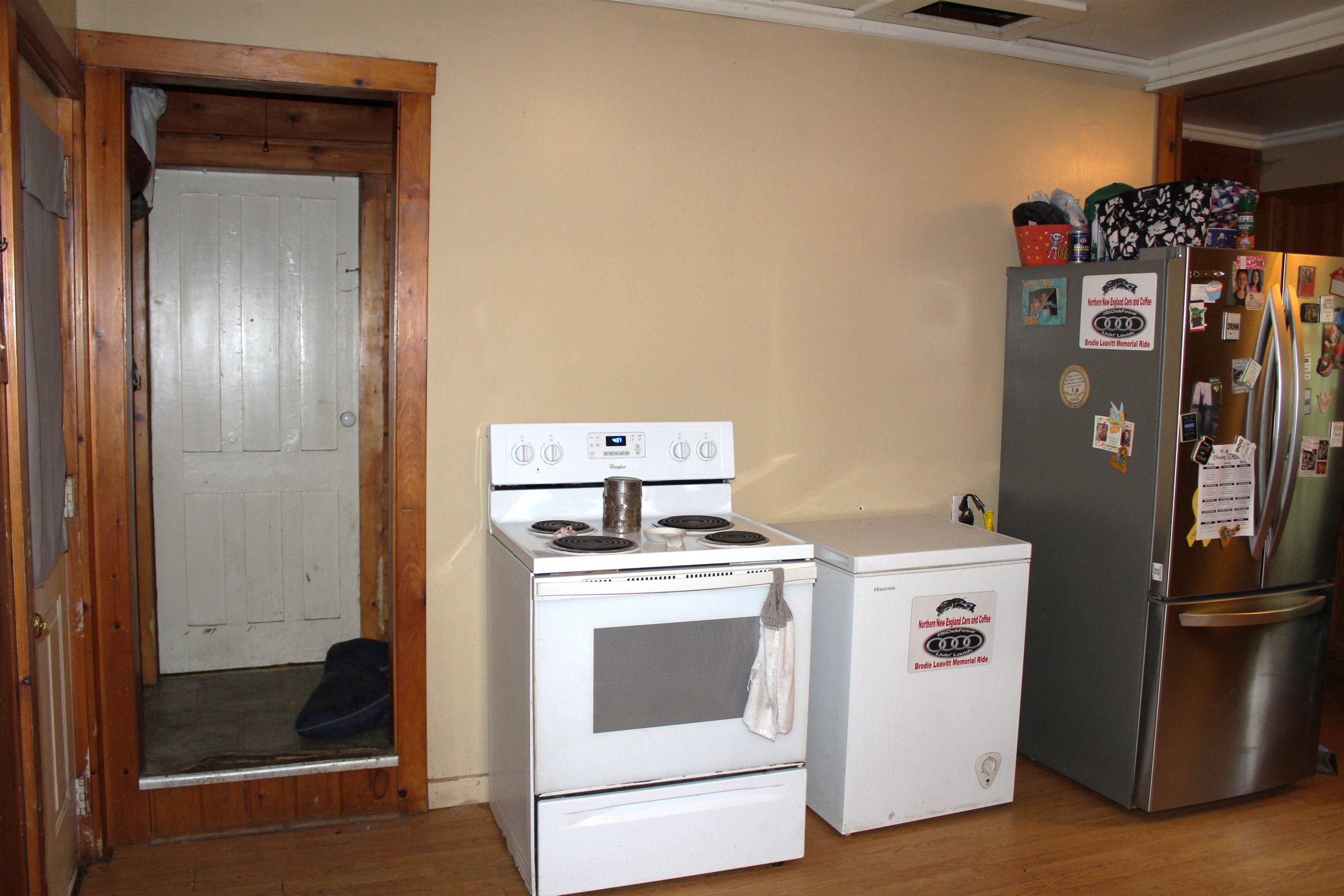 28 Spring Street Property Photo 4