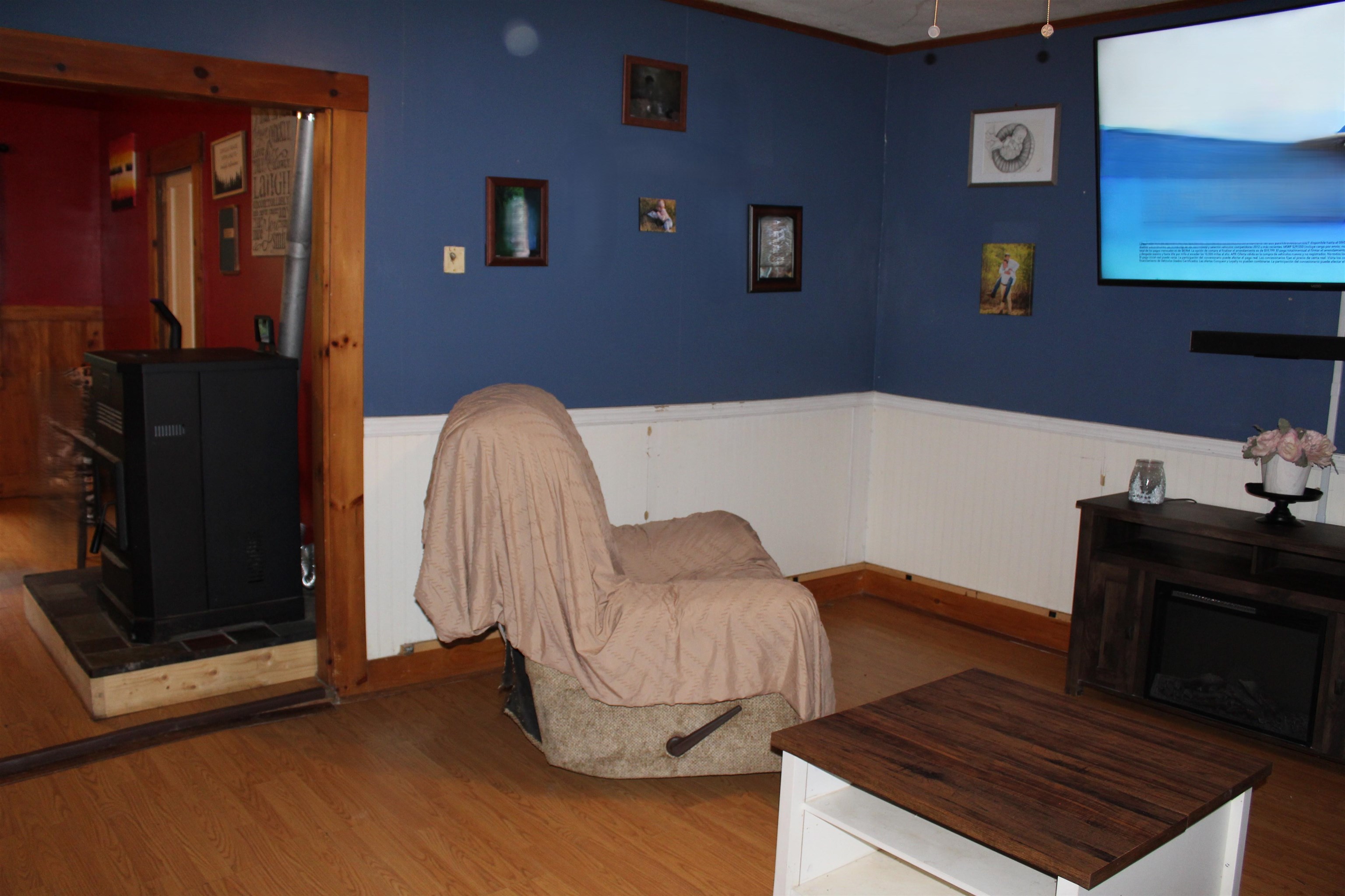 28 Spring Street Property Photo 8