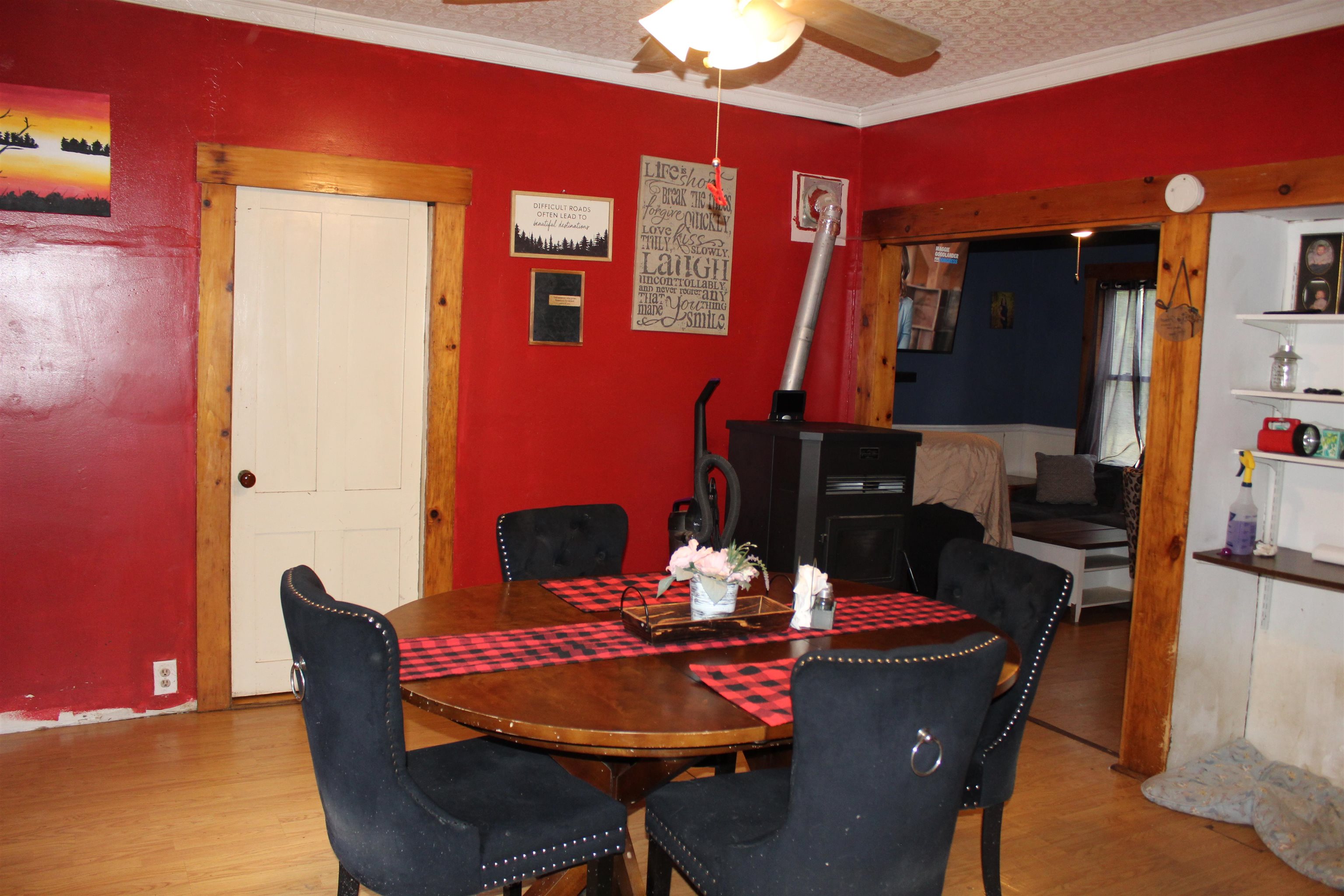 28 Spring Street Property Photo 12