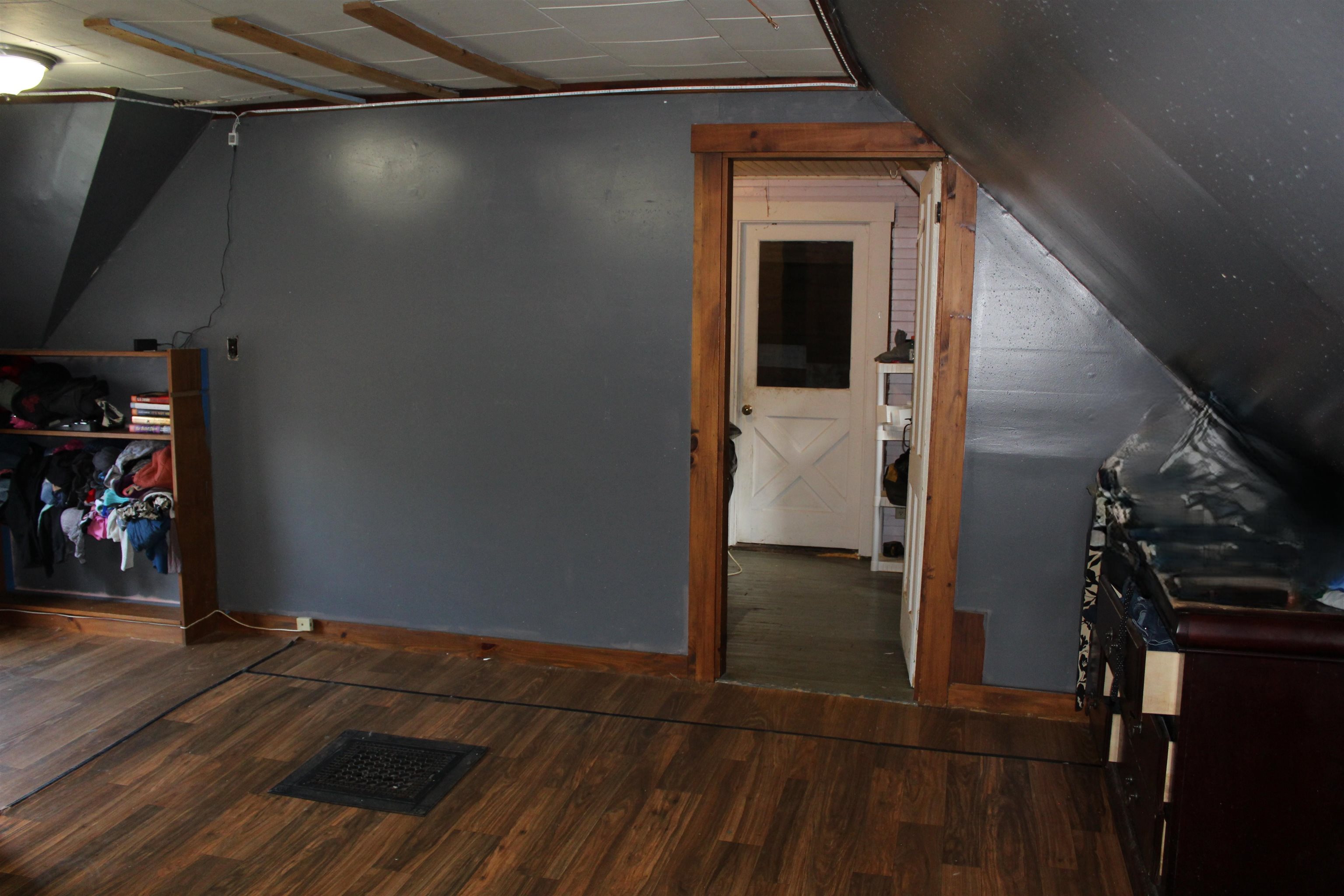 28 Spring Street Property Photo 21