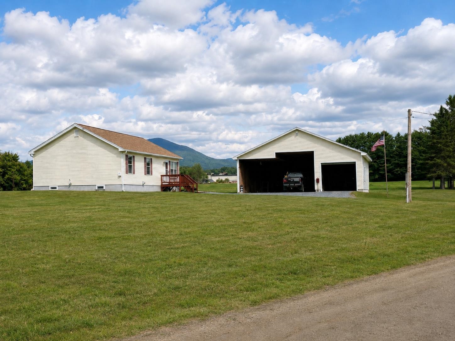 67 Airport Road Property Photo 6